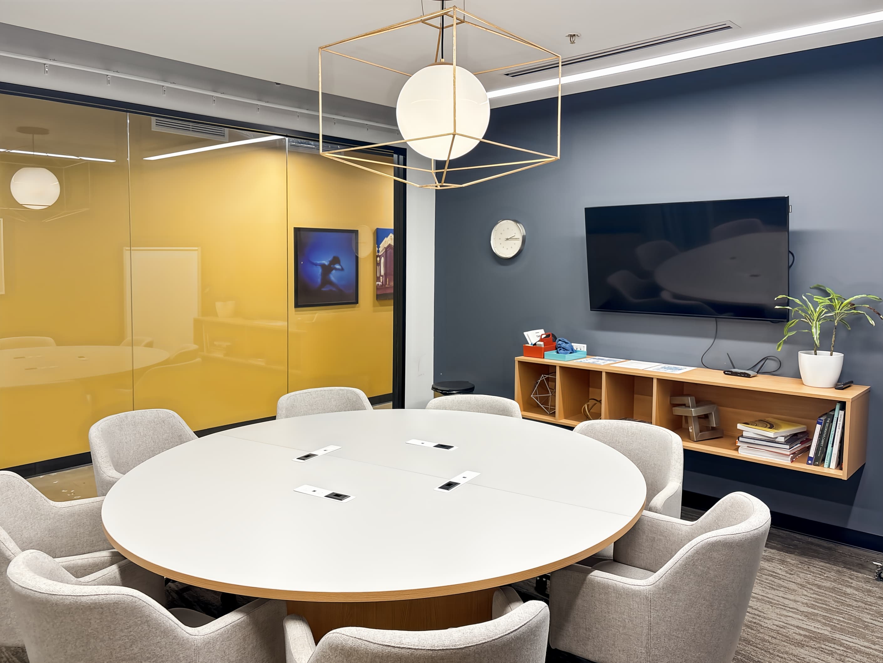 MO, St Louis - Spaces Central West End image 14