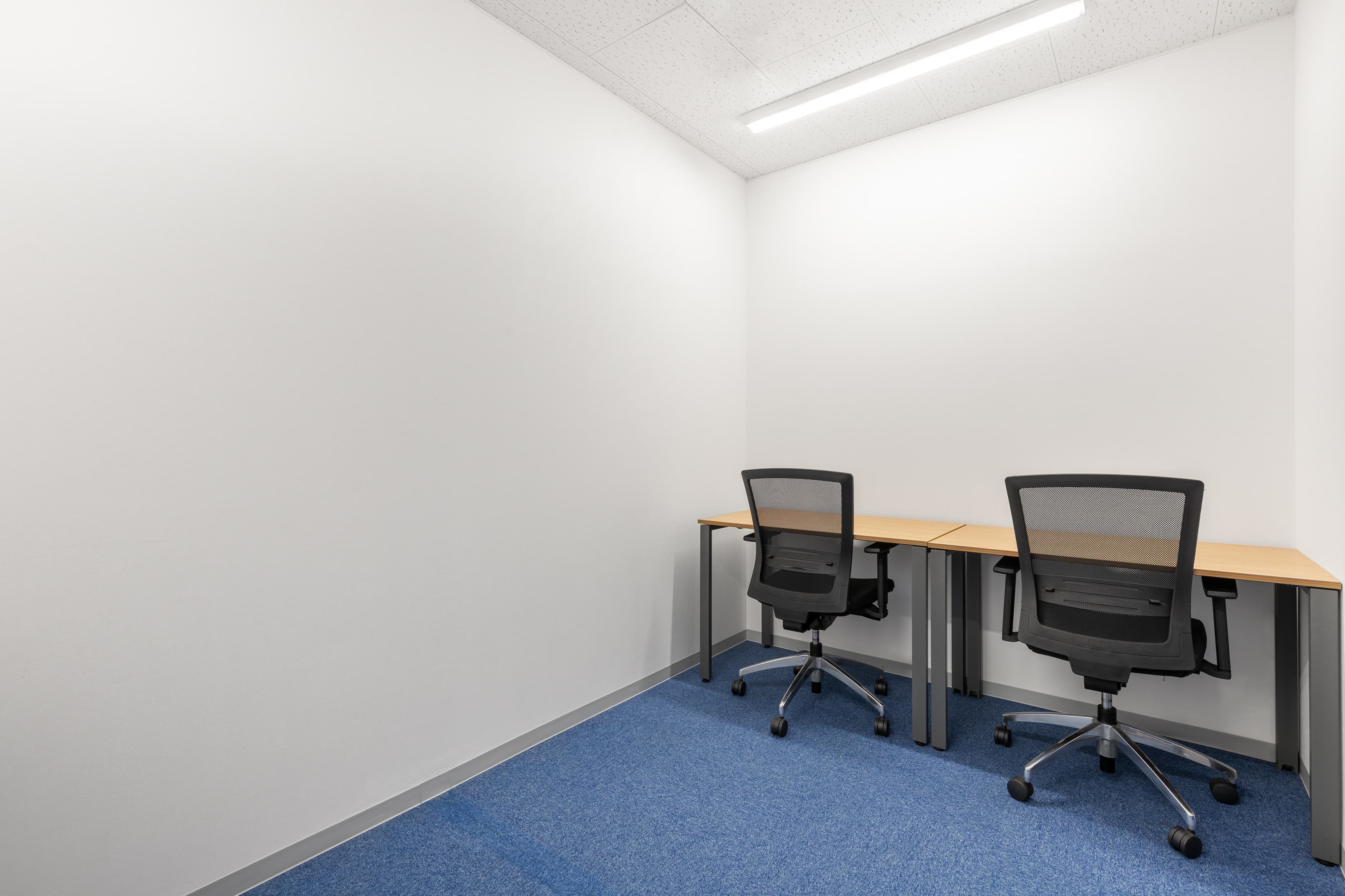 TOKYO, Haneda Airport Terminal 1 image 6