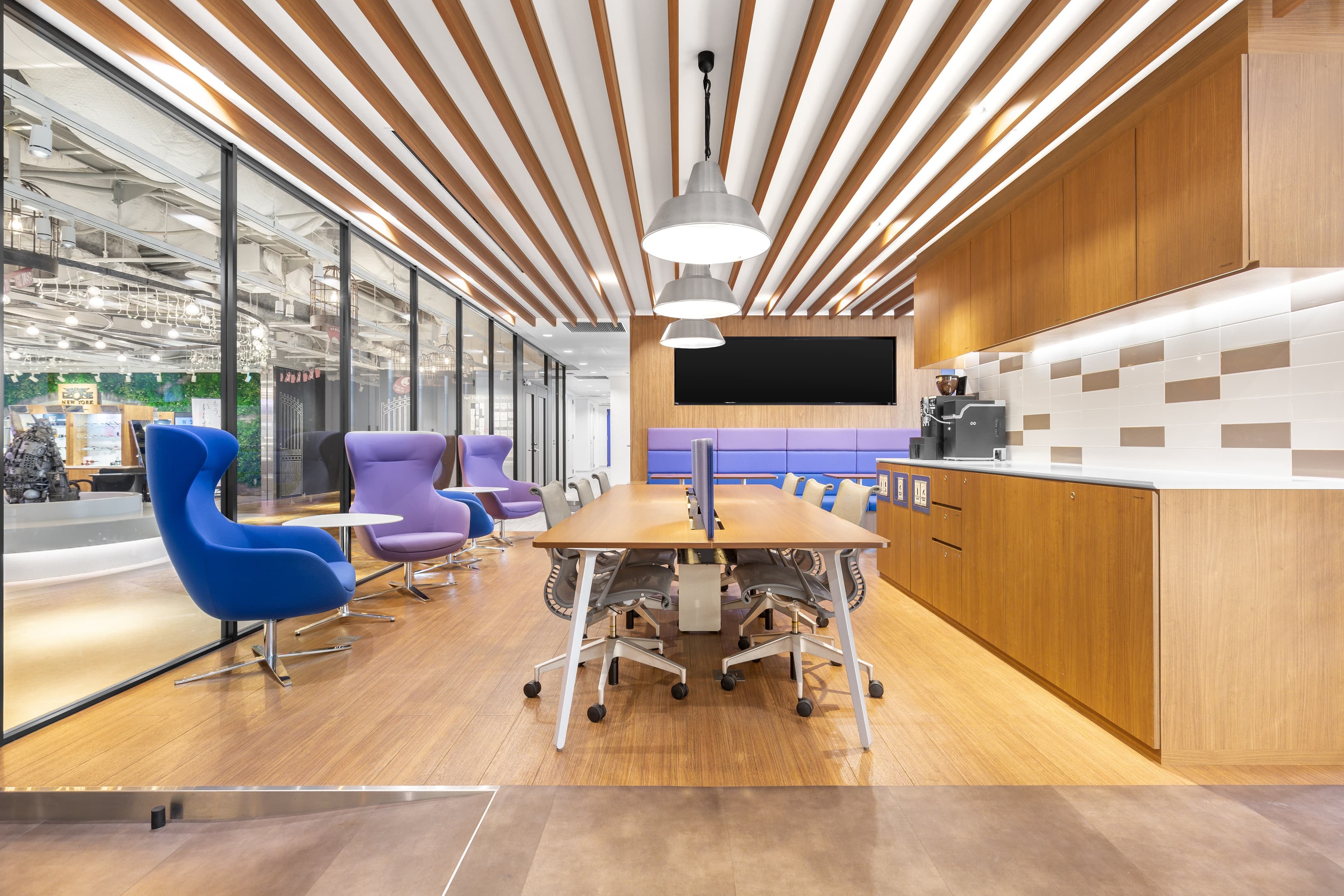 TOKYO, Haneda Airport Terminal 1 image 1