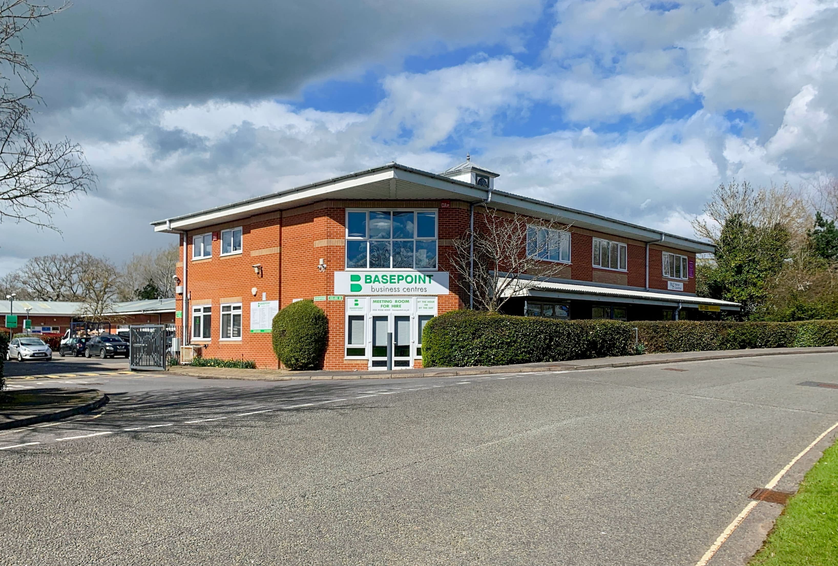 WATERLOOVILLE, Waterbury Drive image 8