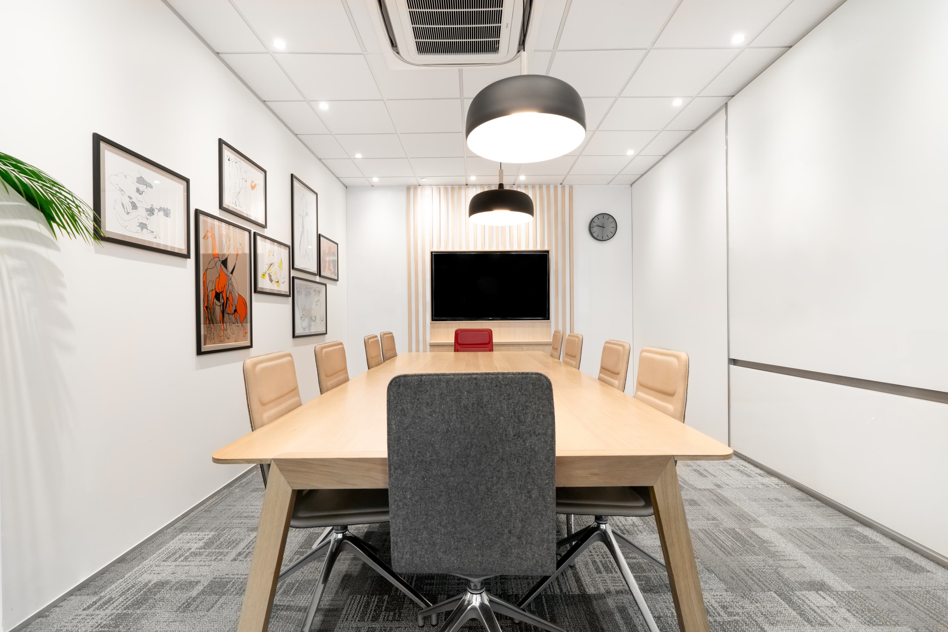 AUCKLAND, Constellation Drive image 4 AUCKLAND, Constellation Drive image 4