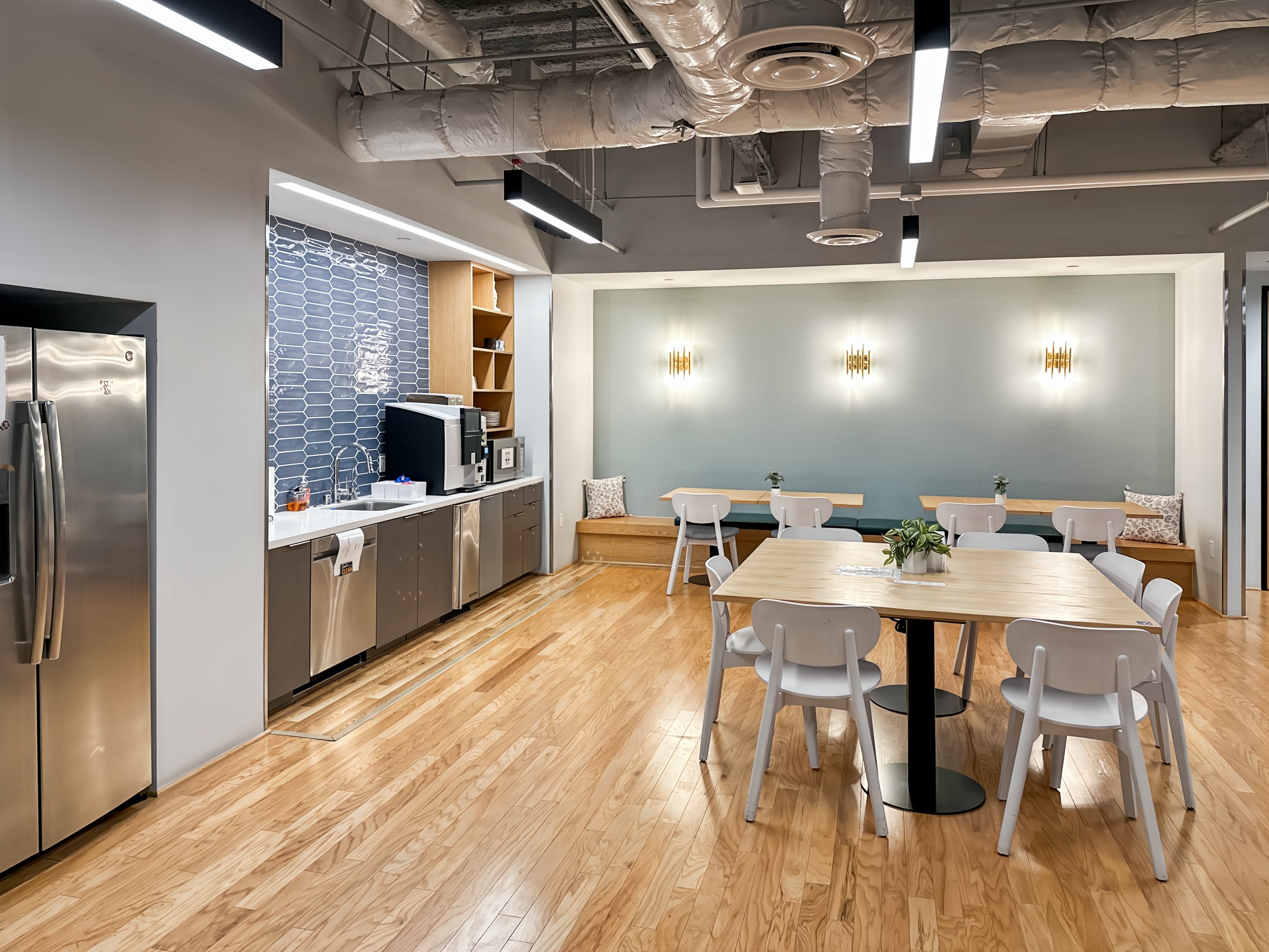 CA, Costa Mesa - Spaces The MET image 12 CA, Costa Mesa - Spaces The MET image 12