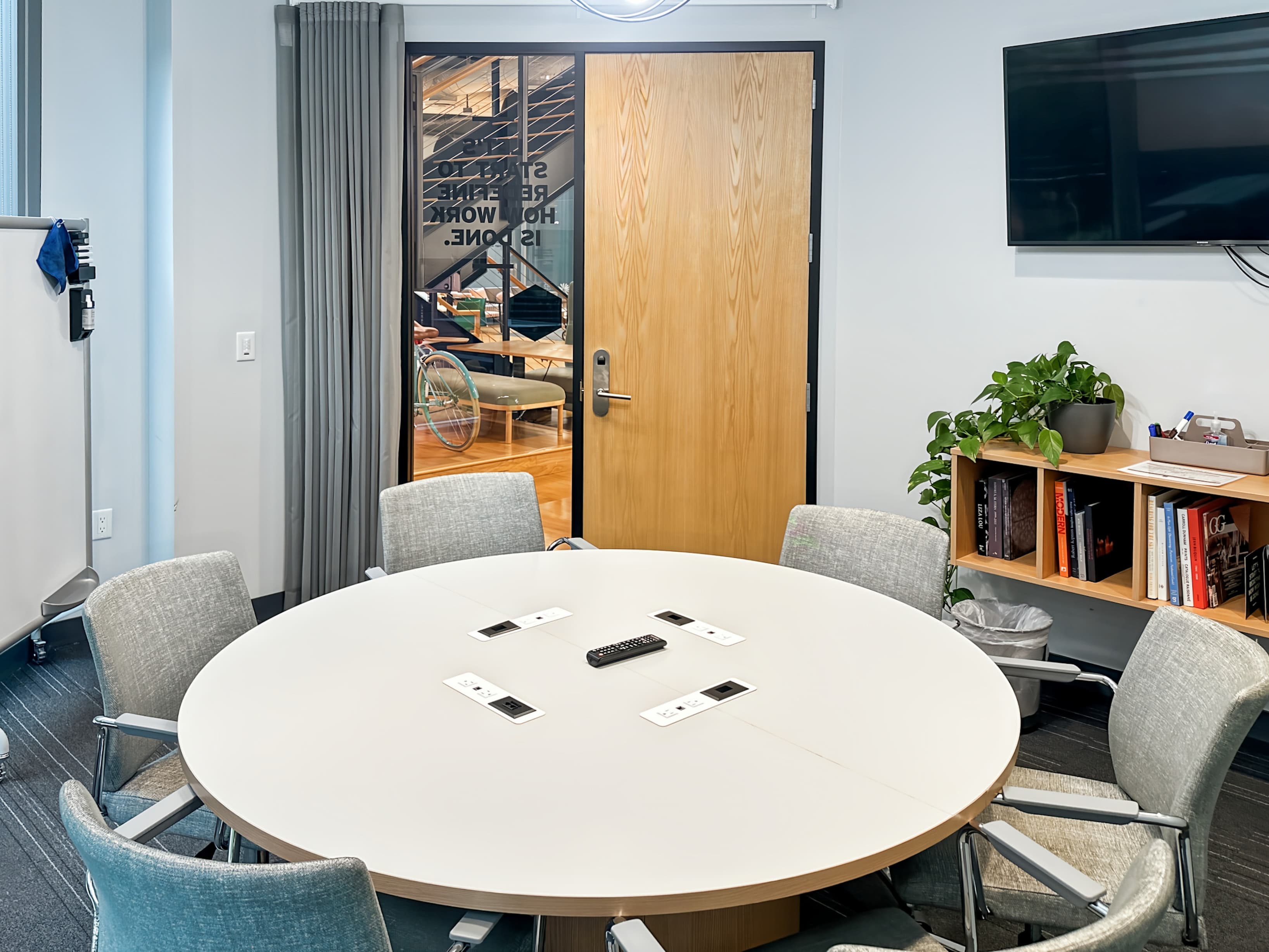 CA, Costa Mesa - Spaces The MET image 14 CA, Costa Mesa - Spaces The MET image 14