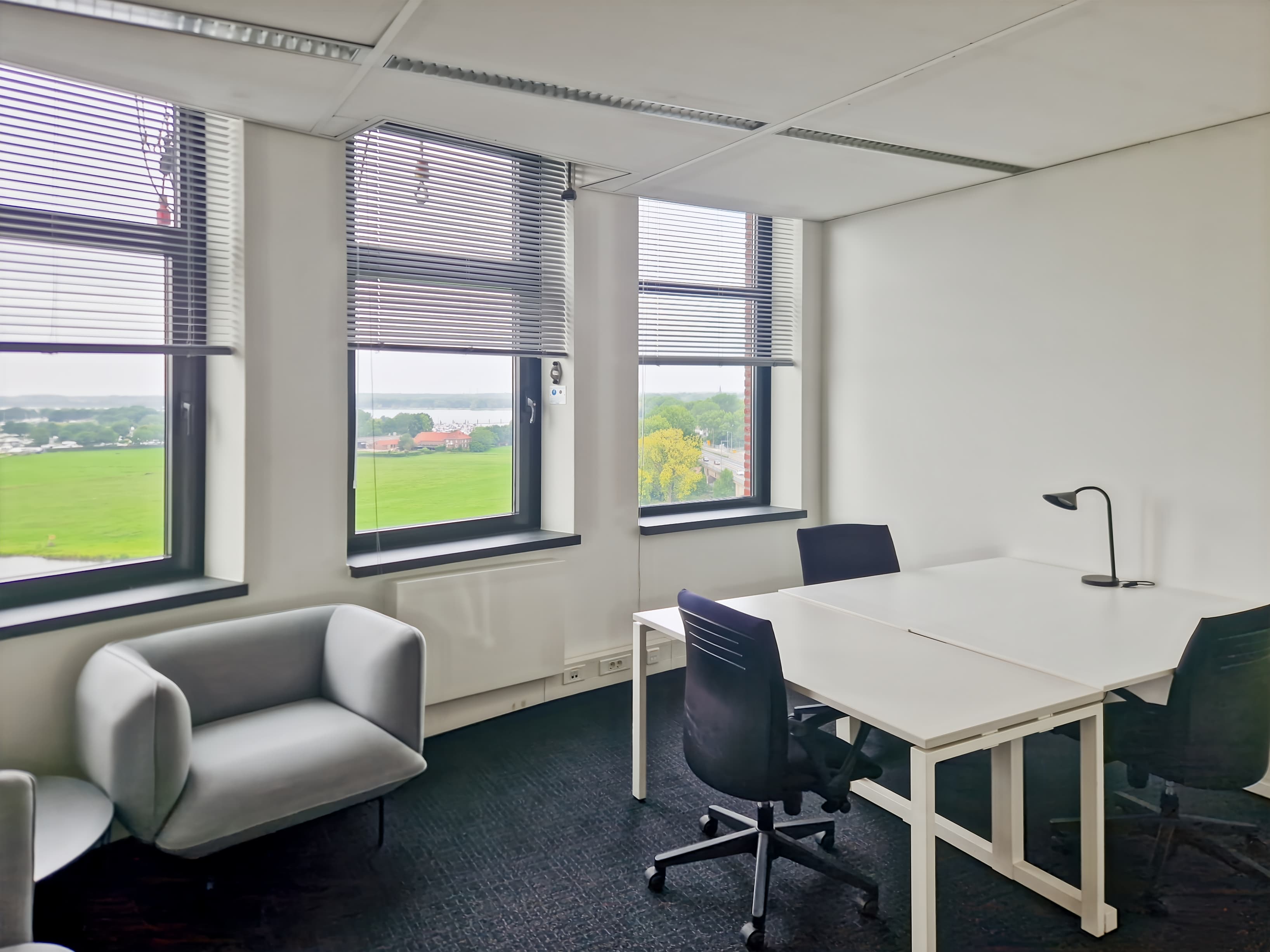 ROERMOND, Looskade image 7