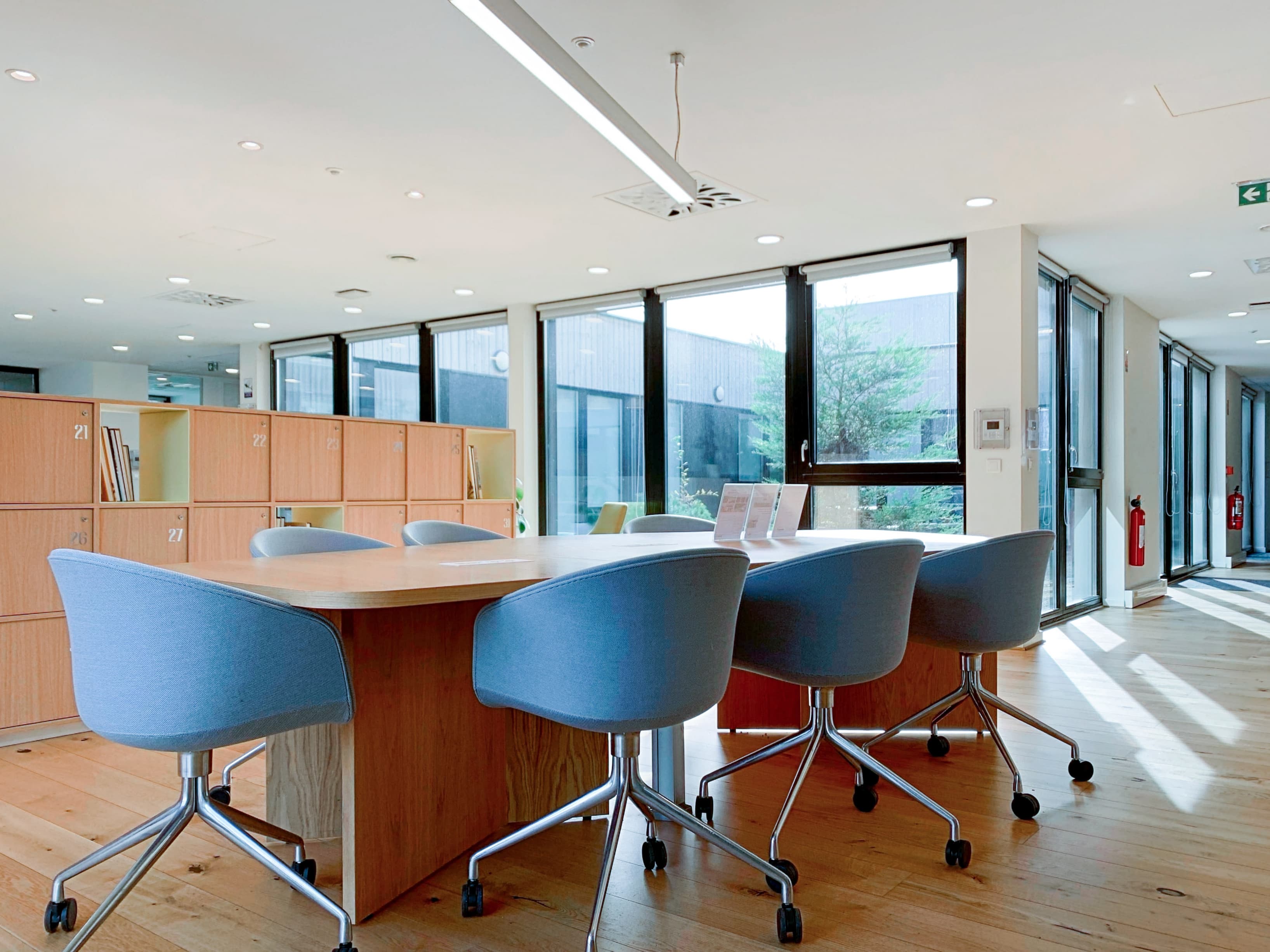 MARCQ-EN-BAROEUL, Château Rouge image 1