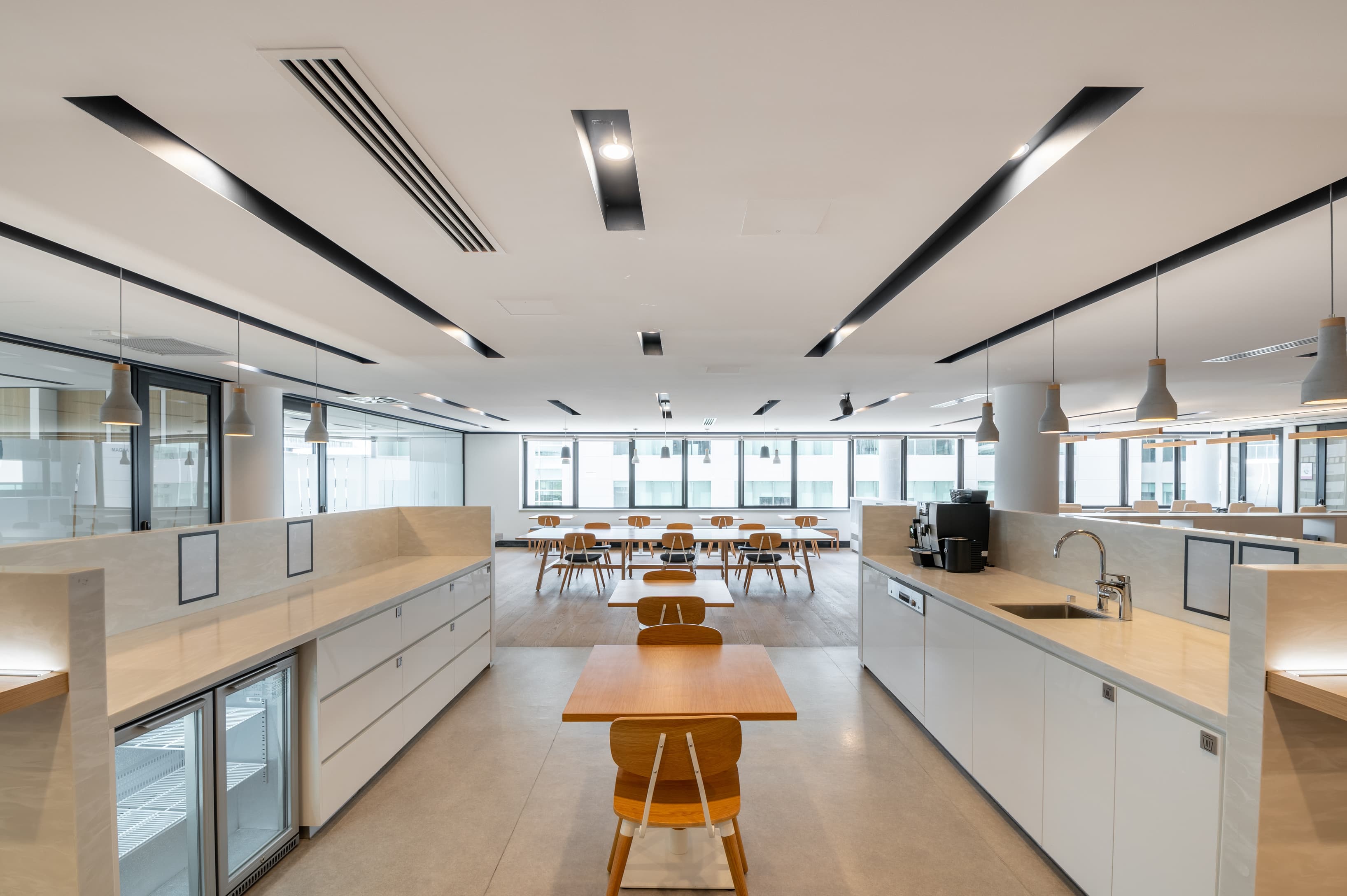 CANBERRA, 15 Moore Street image 4