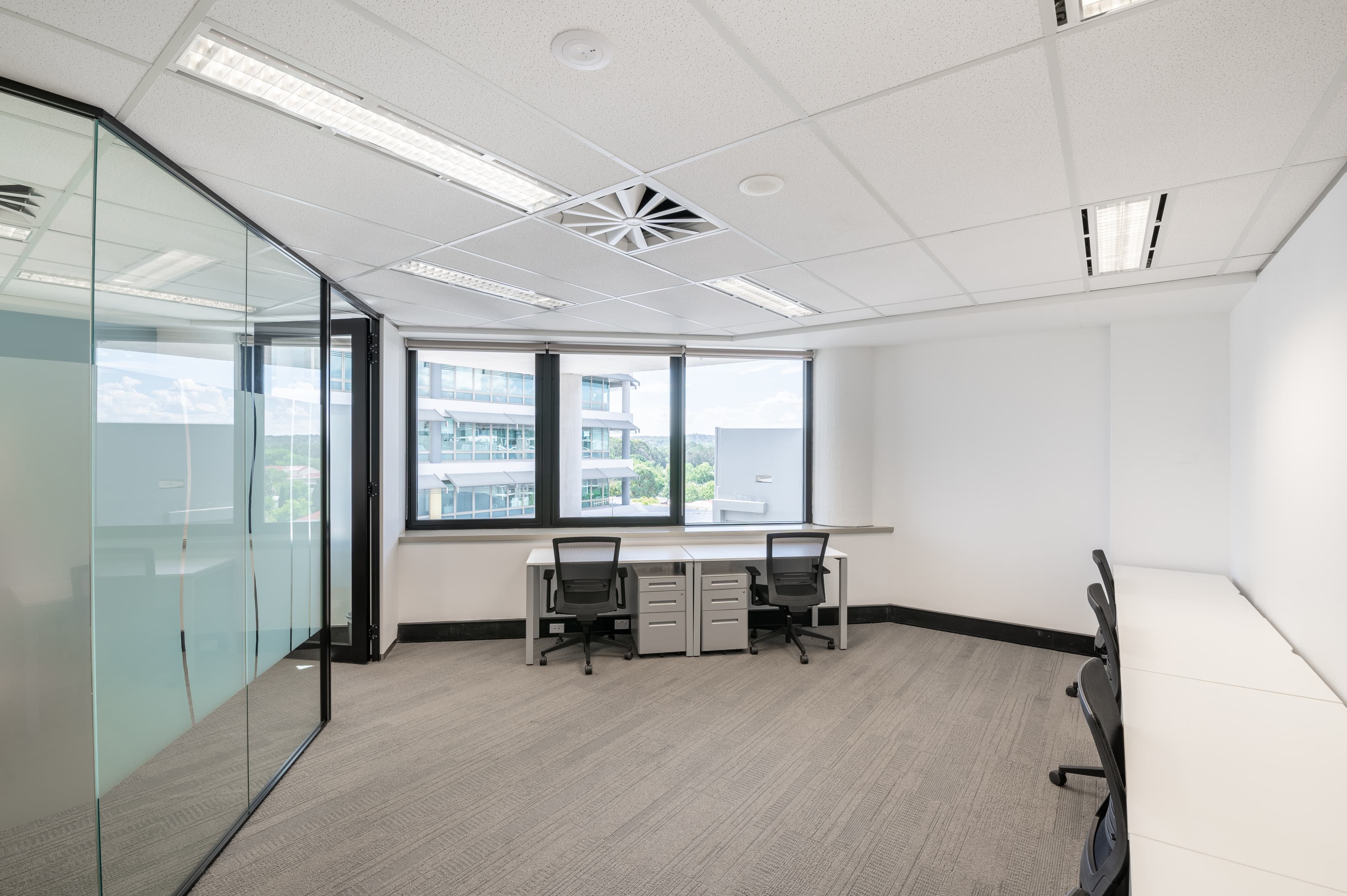 CANBERRA, 15 Moore Street image 6