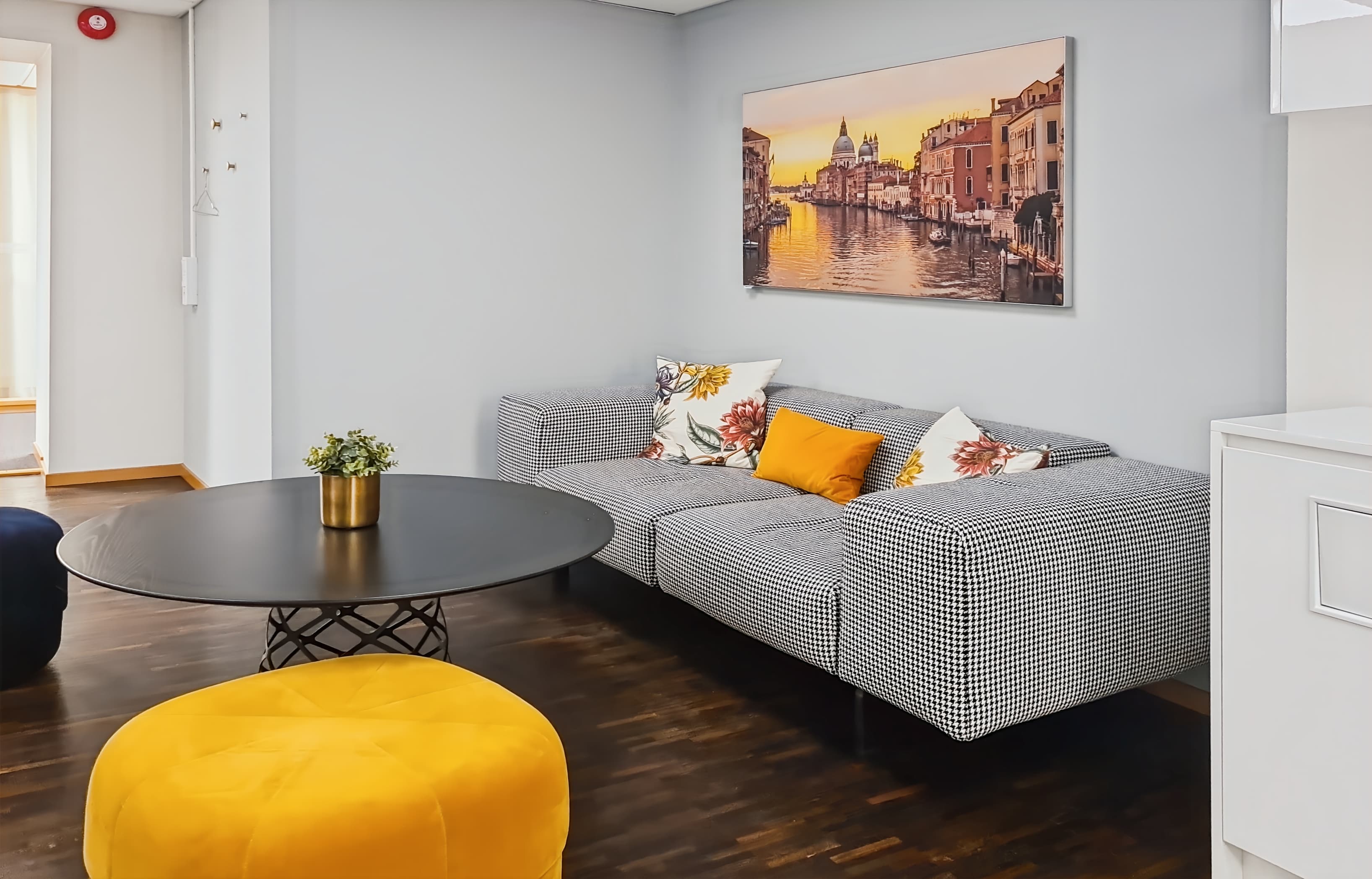 GOTHENBURG, Östra Hamngatan image 4