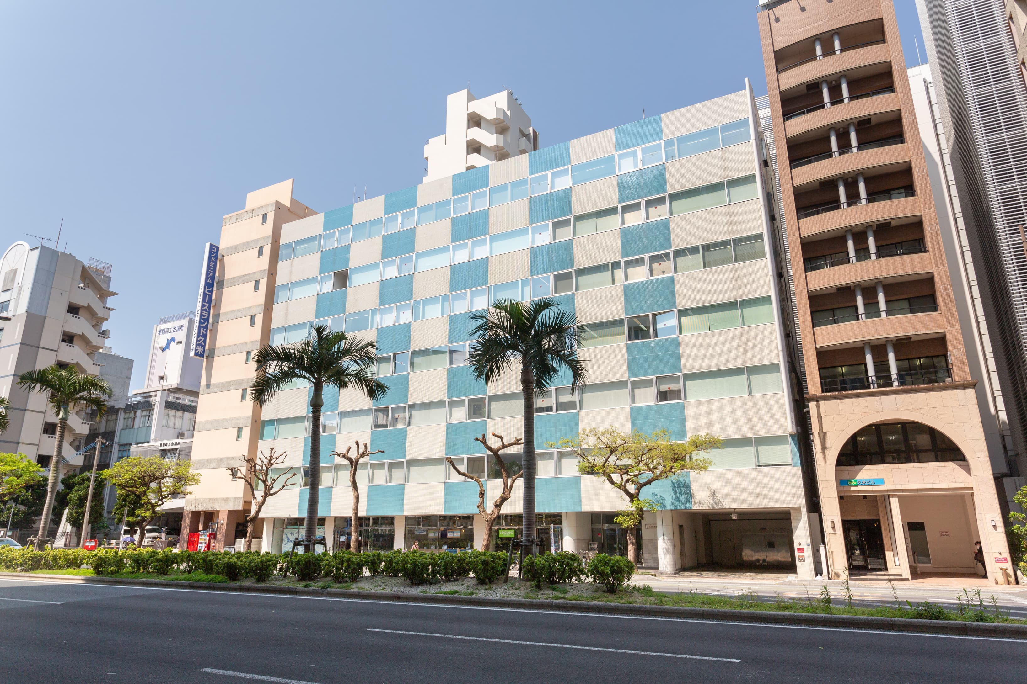 OKINAWA, JR Kyushu Naha Building image 8