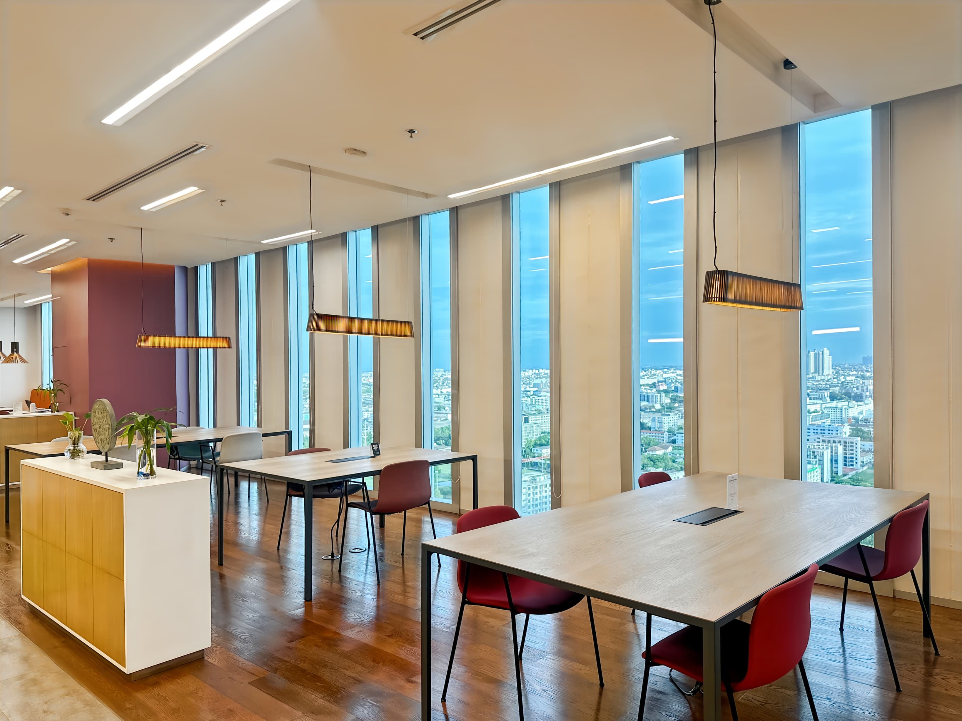 BANGKOK, Bhiraj Tower at Bitec image 9