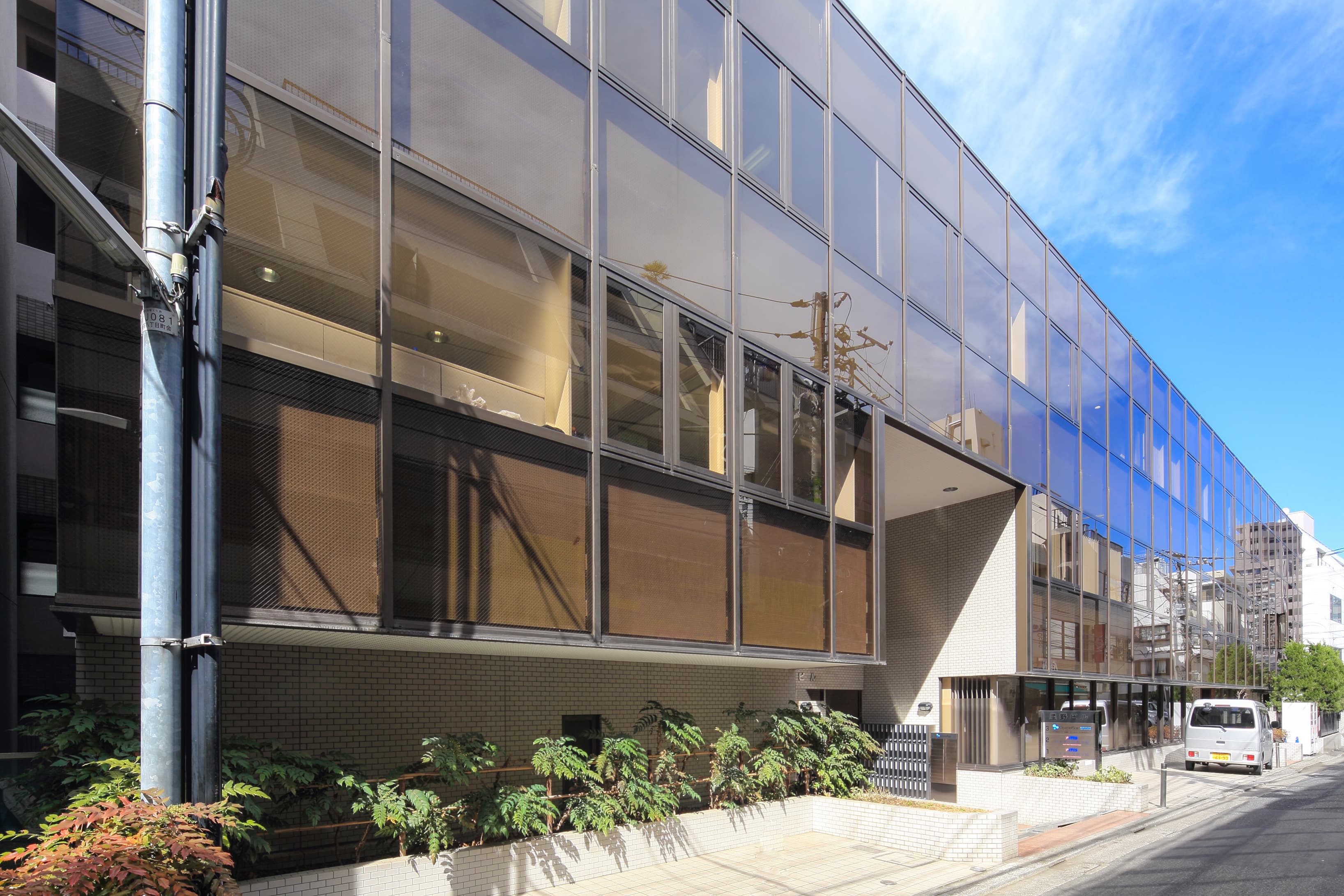 TOKYO, OpenOffice Nishi-Shinjuku Ekimae image 4