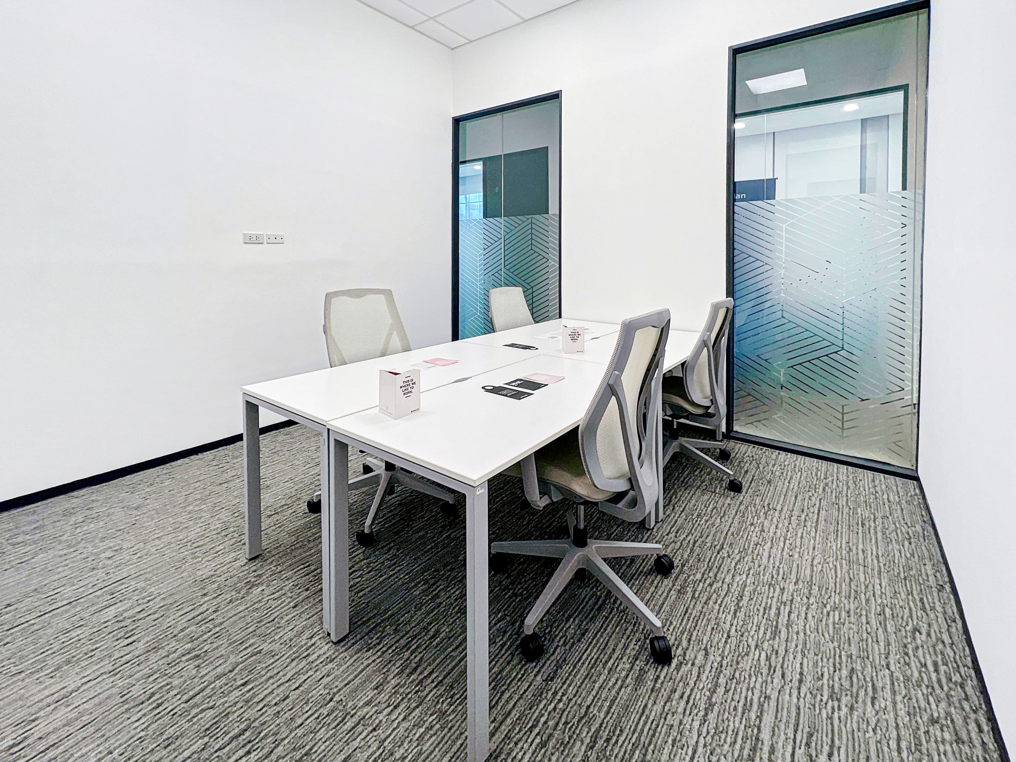 MANILA, Spaces World Plaza, Bonifacio Global City image 7 MANILA, Spaces World Plaza, Bonifacio Global City image 7