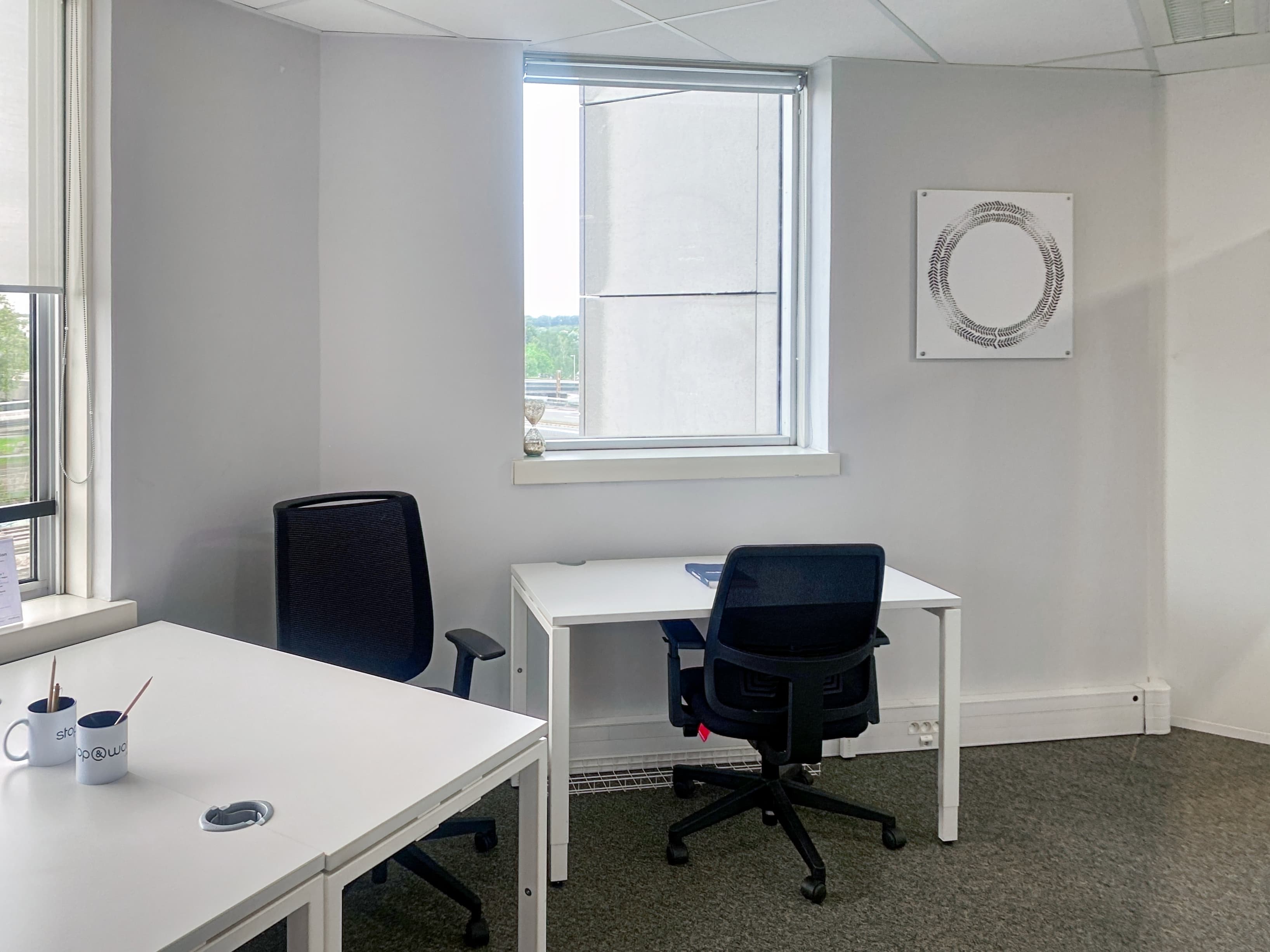 SAINT QUENTIN, Stop & Work Saint Quentin image 6 SAINT QUENTIN, Stop & Work Saint Quentin image 6