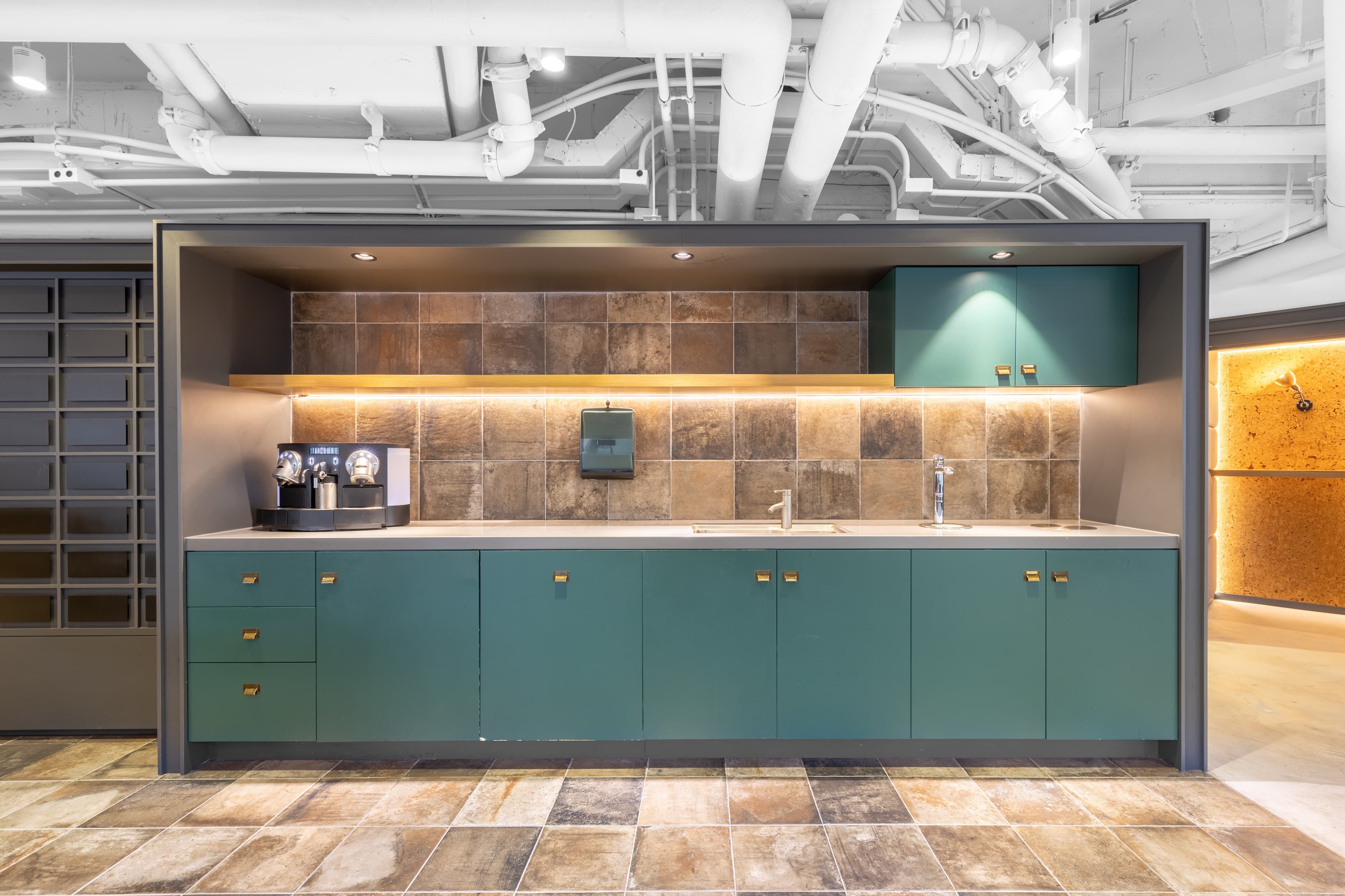 HONG KONG, Nathan Road image 2 HONG KONG, Nathan Road image 2