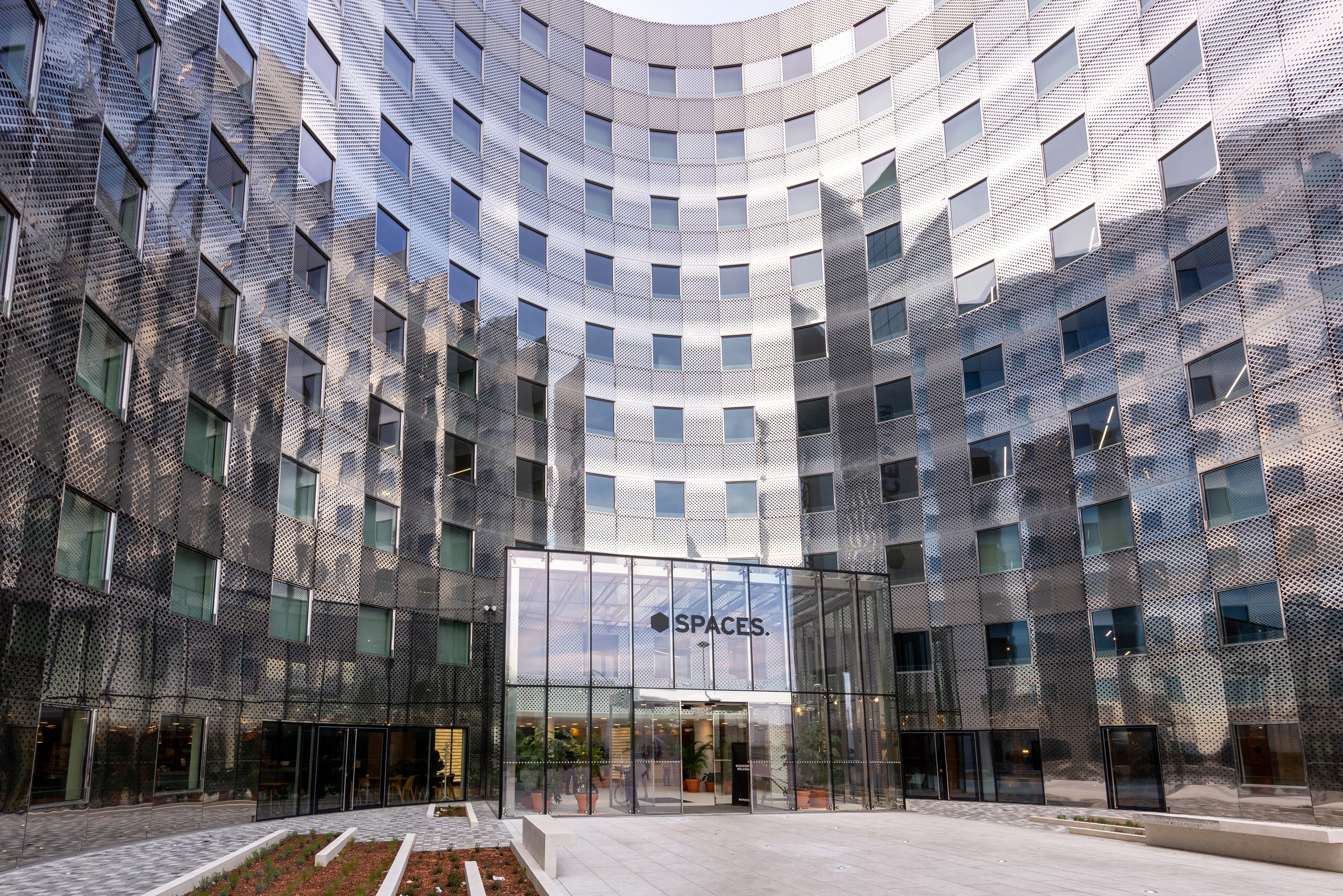 LA DEFENSE, Cours Valmy image 11 LA DEFENSE, Cours Valmy image 11