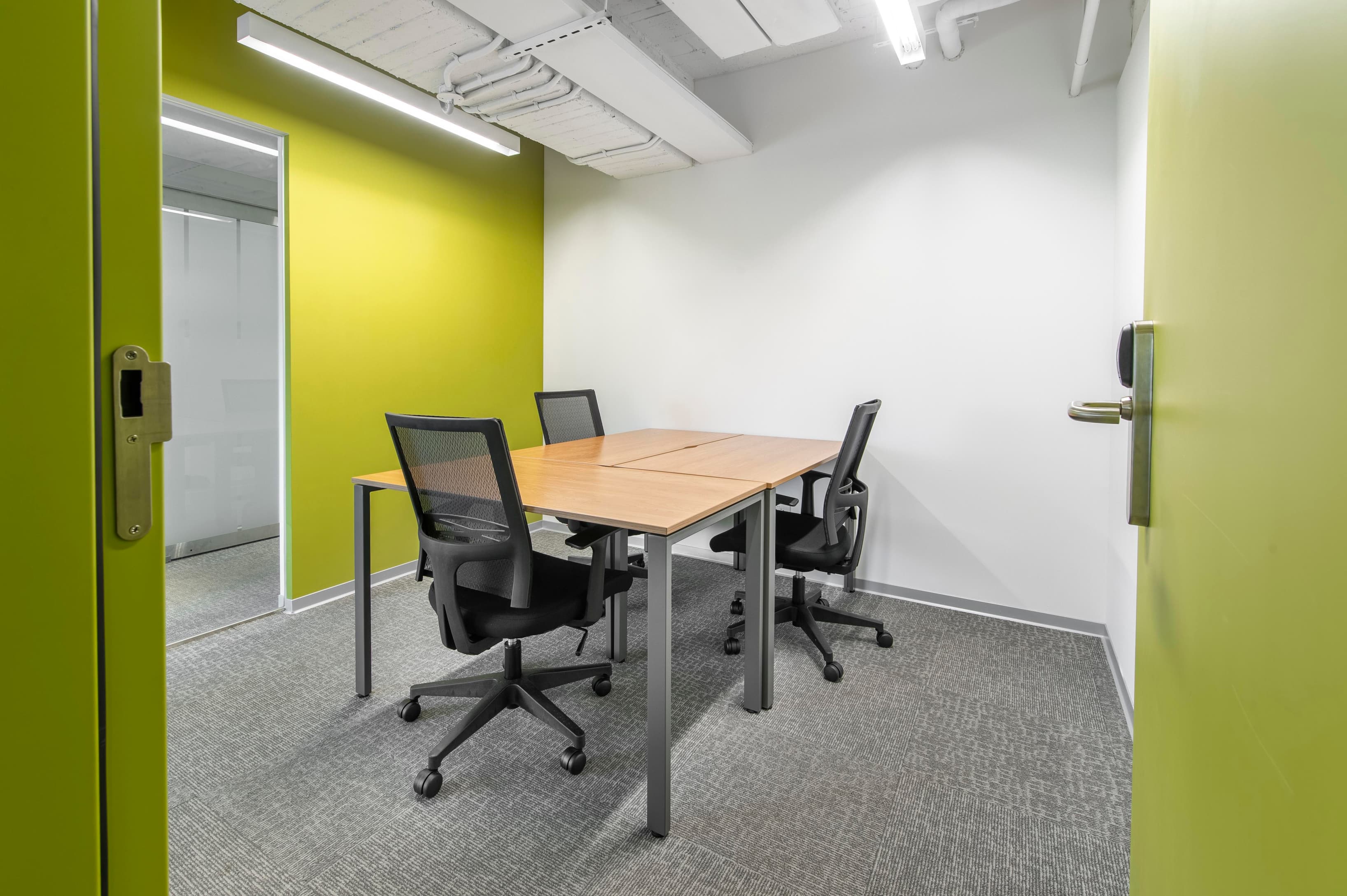 TAICHUNG, Greenway Centre image 4