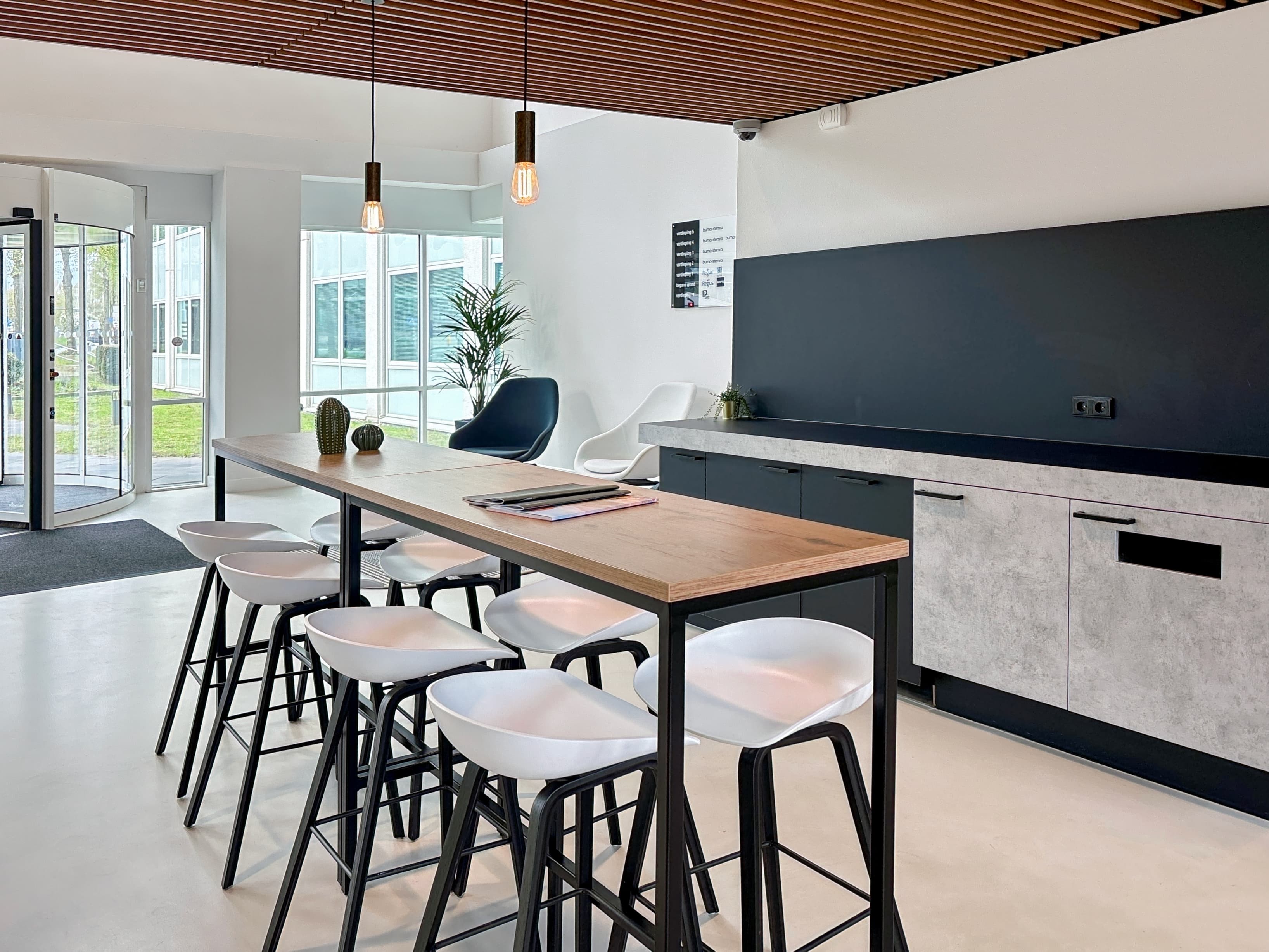 HOOFDDORP, Azura image 3