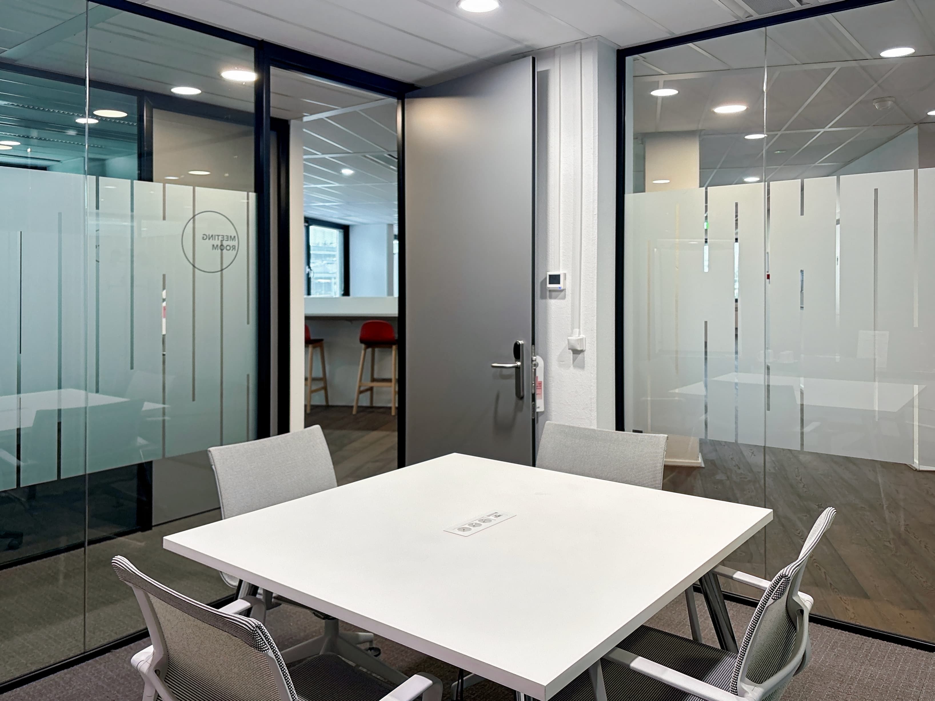 HOOFDDORP, Azura image 9