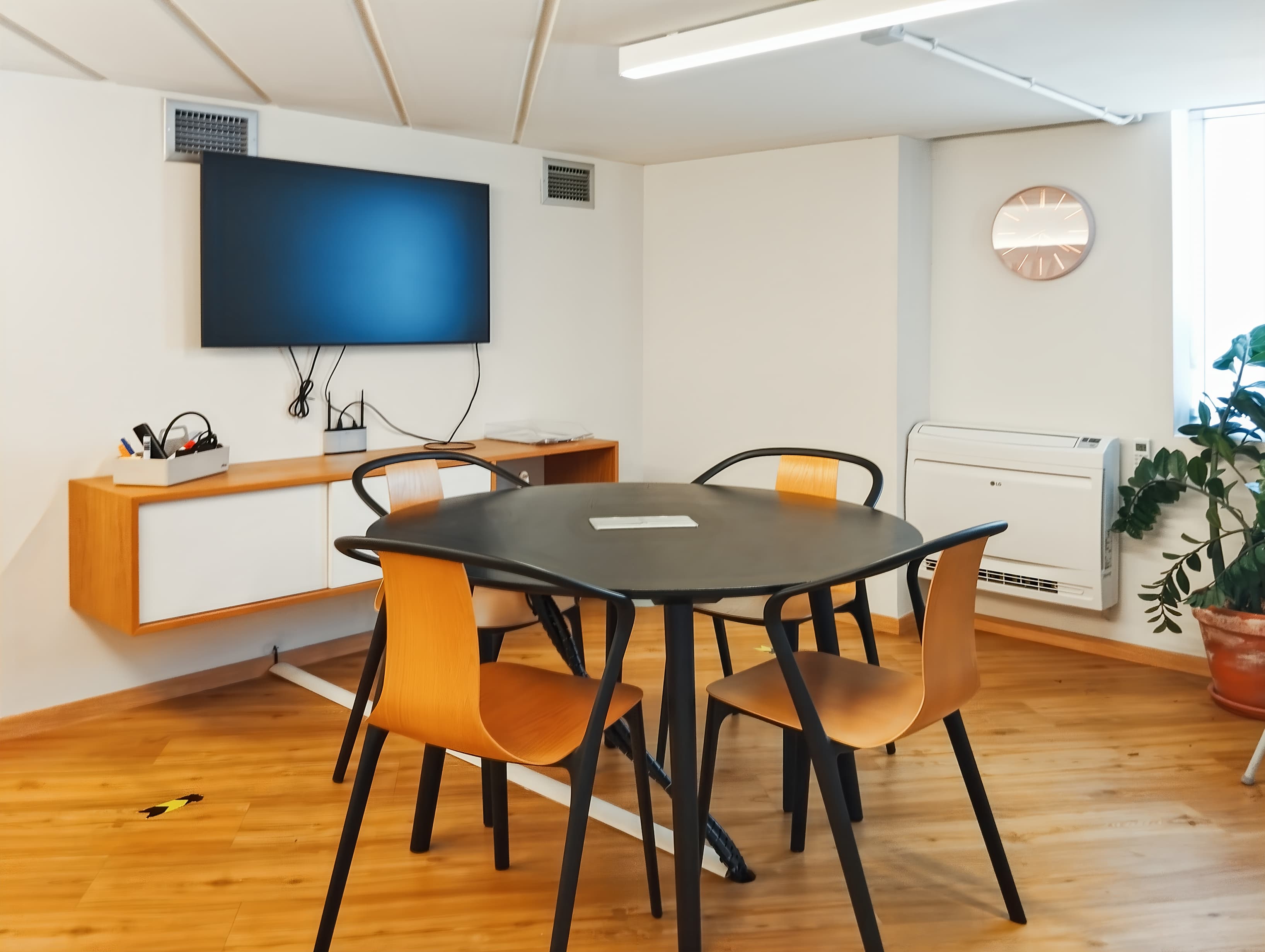 ATHENS, Spaces Green Plaza image 2 ATHENS, Spaces Green Plaza image 2