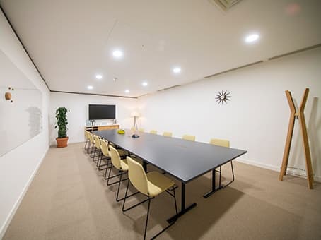 LONDON, Spaces, Covent Garden image 5