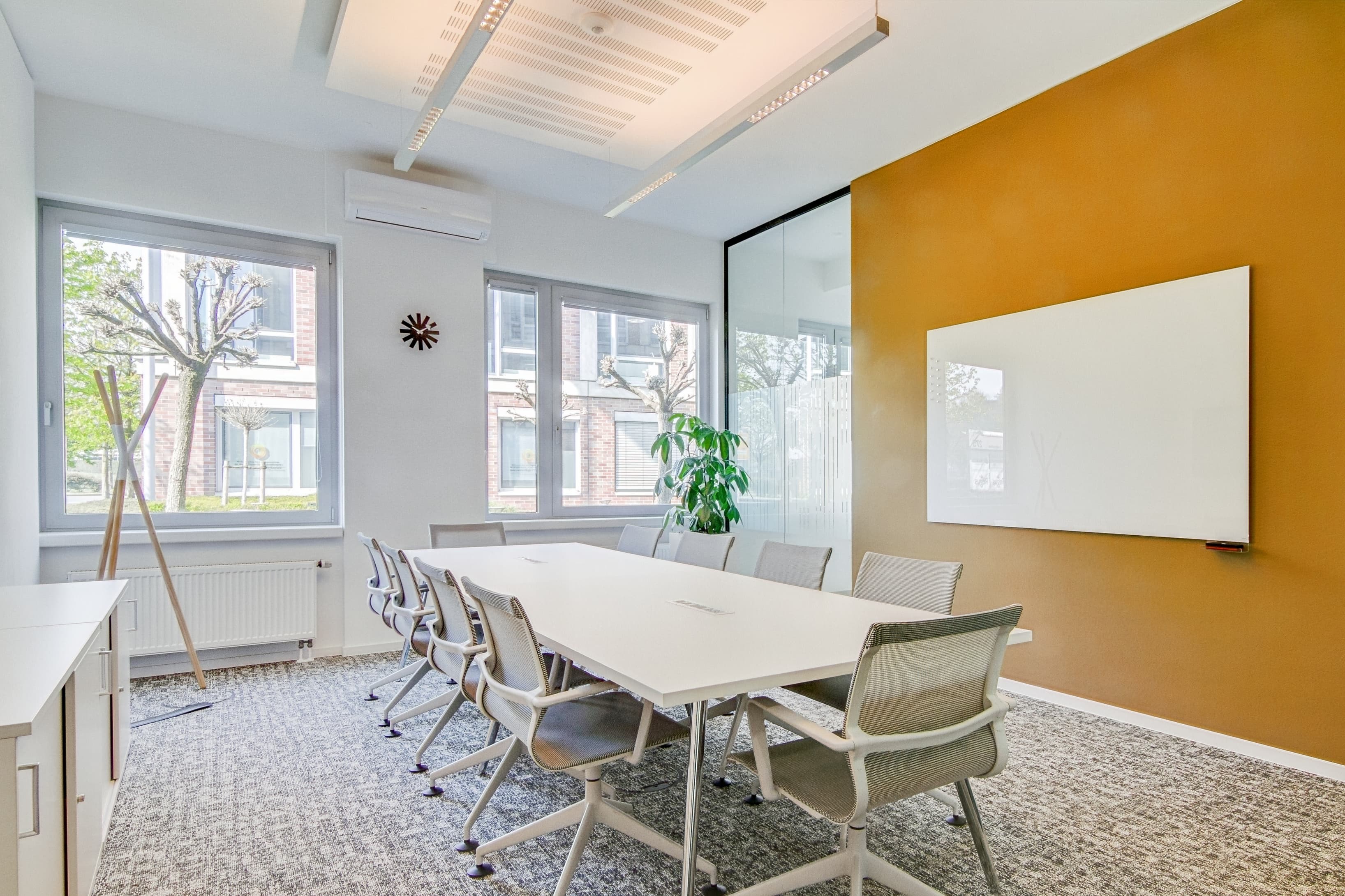 OBERHAUSEN, Centro image 2