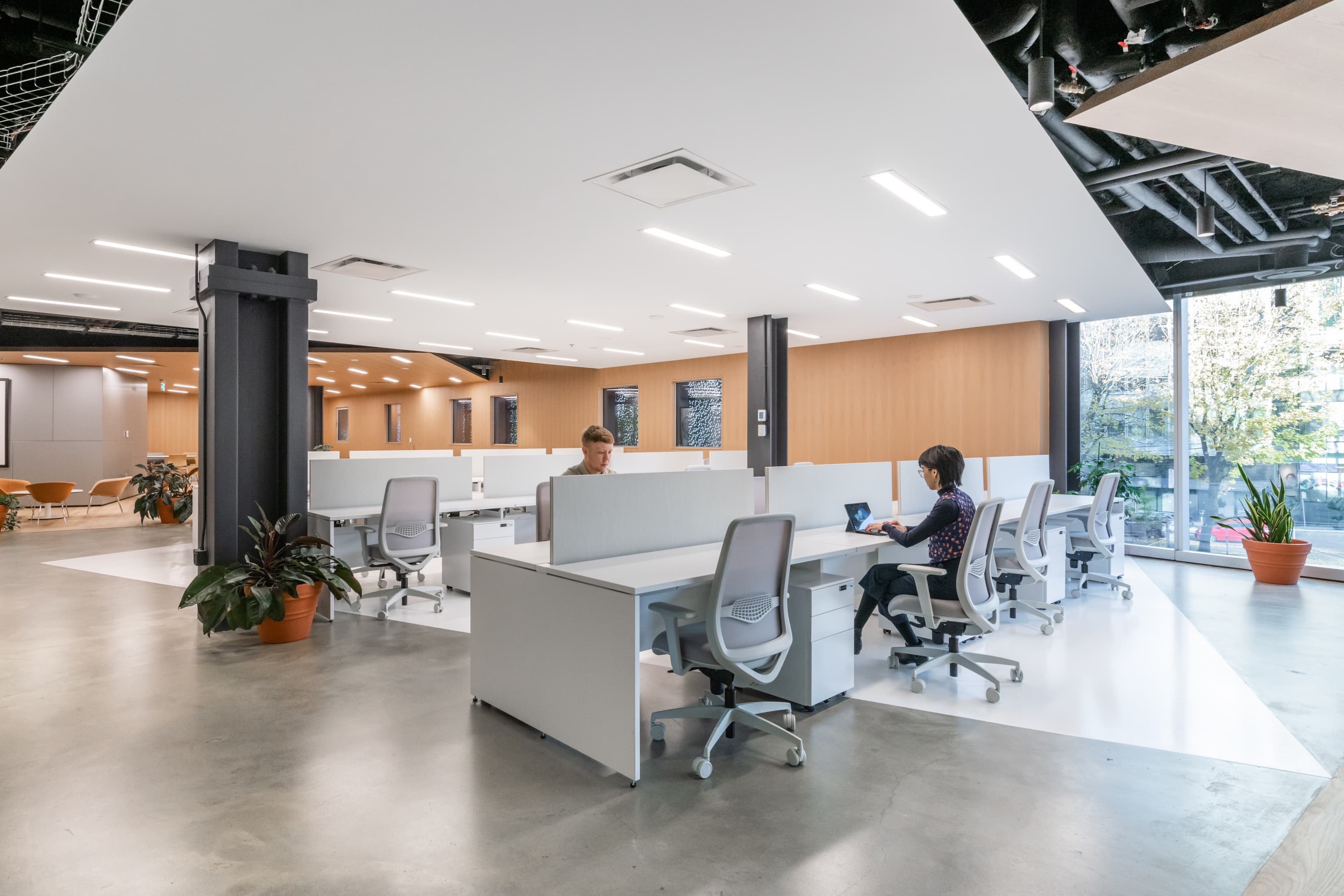 BC, Vancouver - Green Lamp image 7