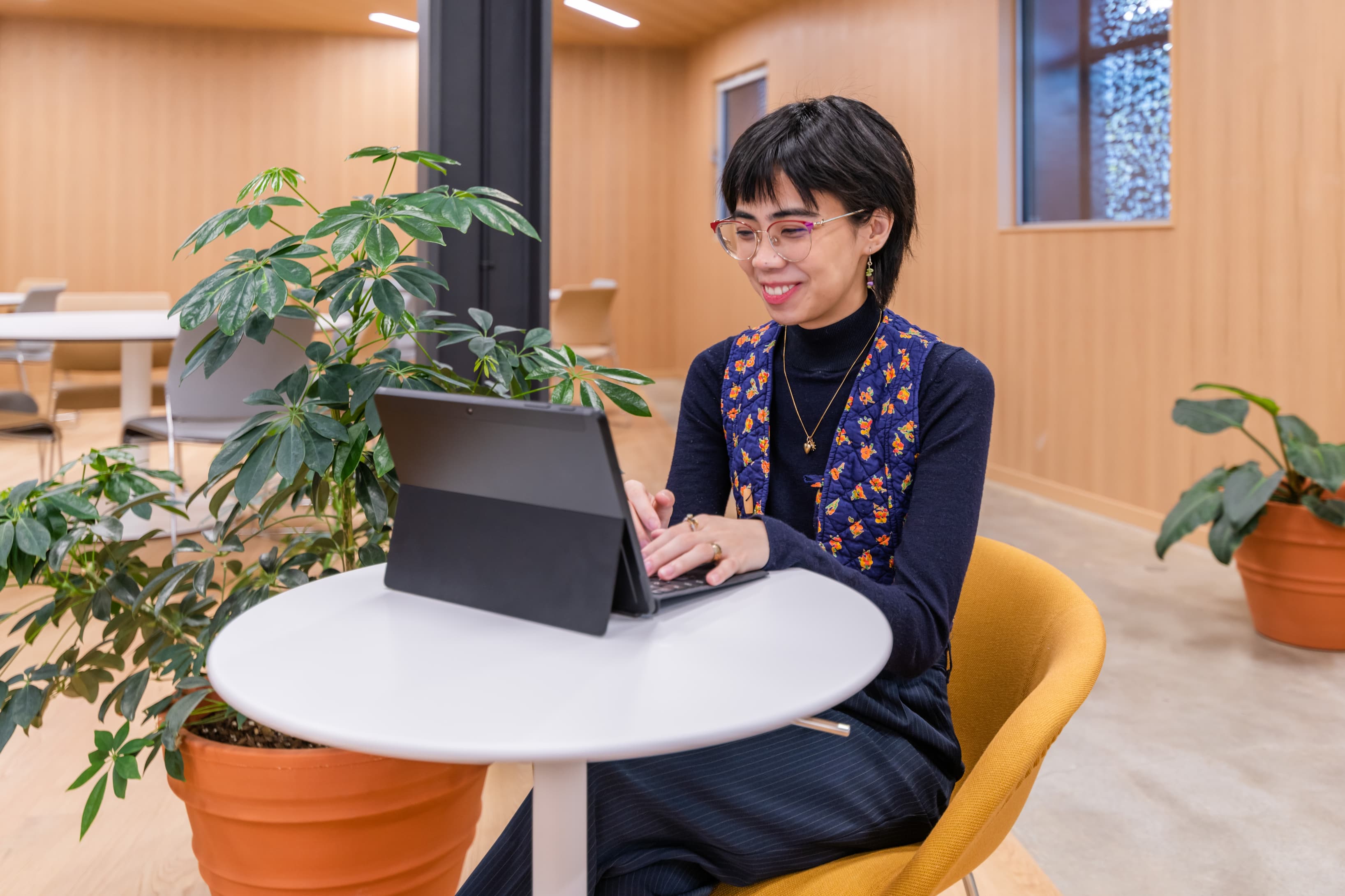 BC, Vancouver - Green Lamp image 1