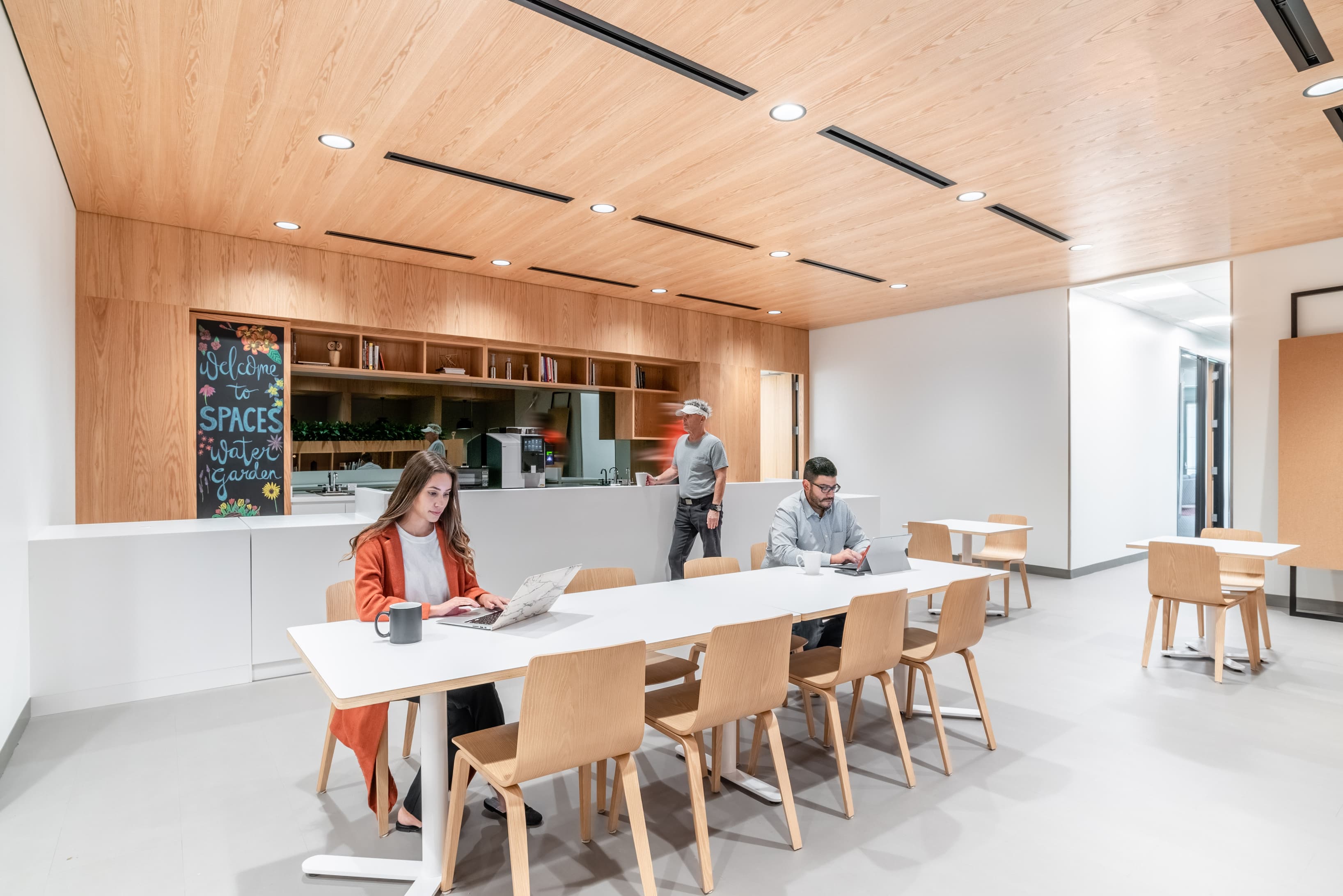 CA, Santa Monica - Spaces Water Garden image 4 CA, Santa Monica - Spaces Water Garden image 4