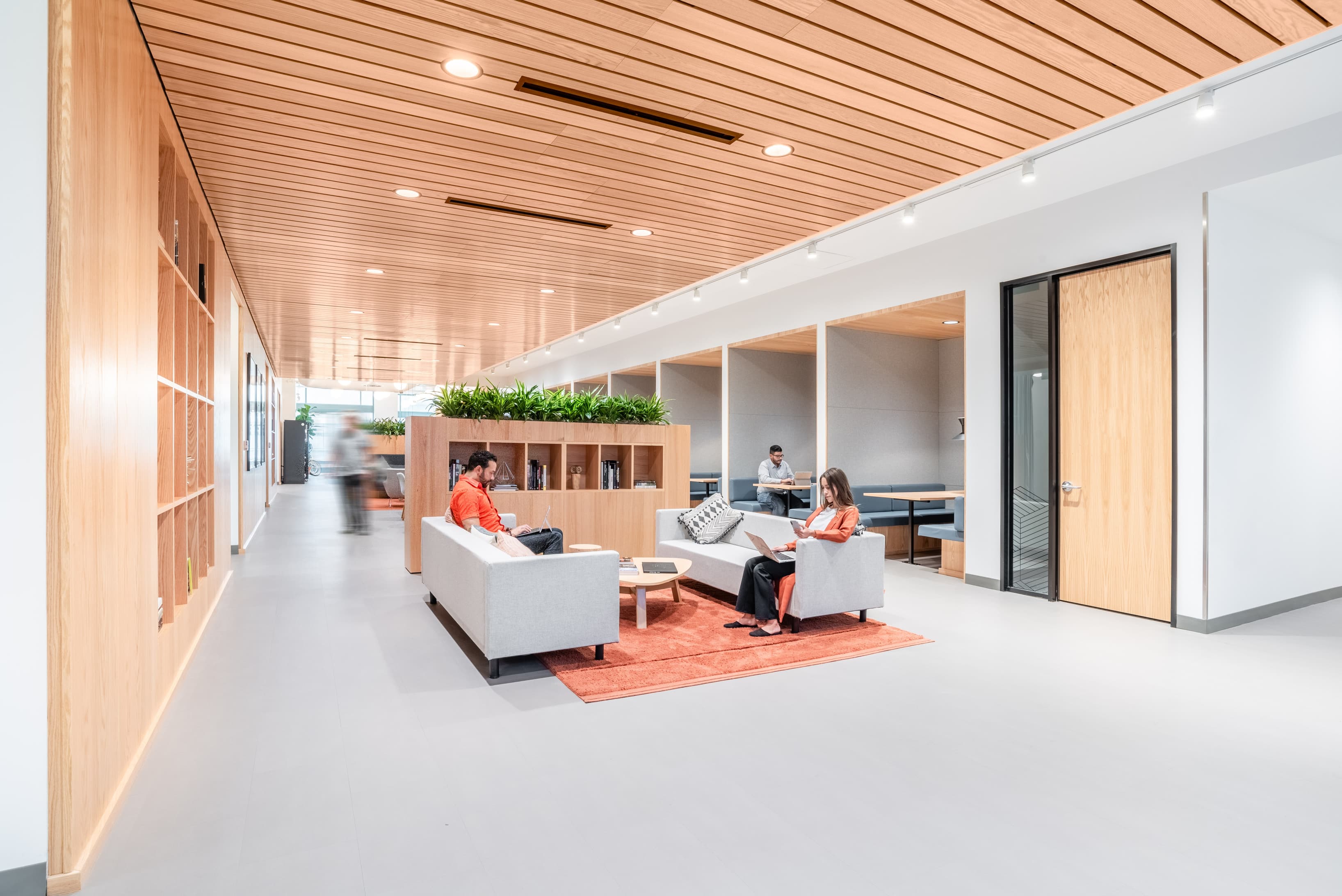 CA, Santa Monica - Spaces Water Garden image 2 CA, Santa Monica - Spaces Water Garden image 2