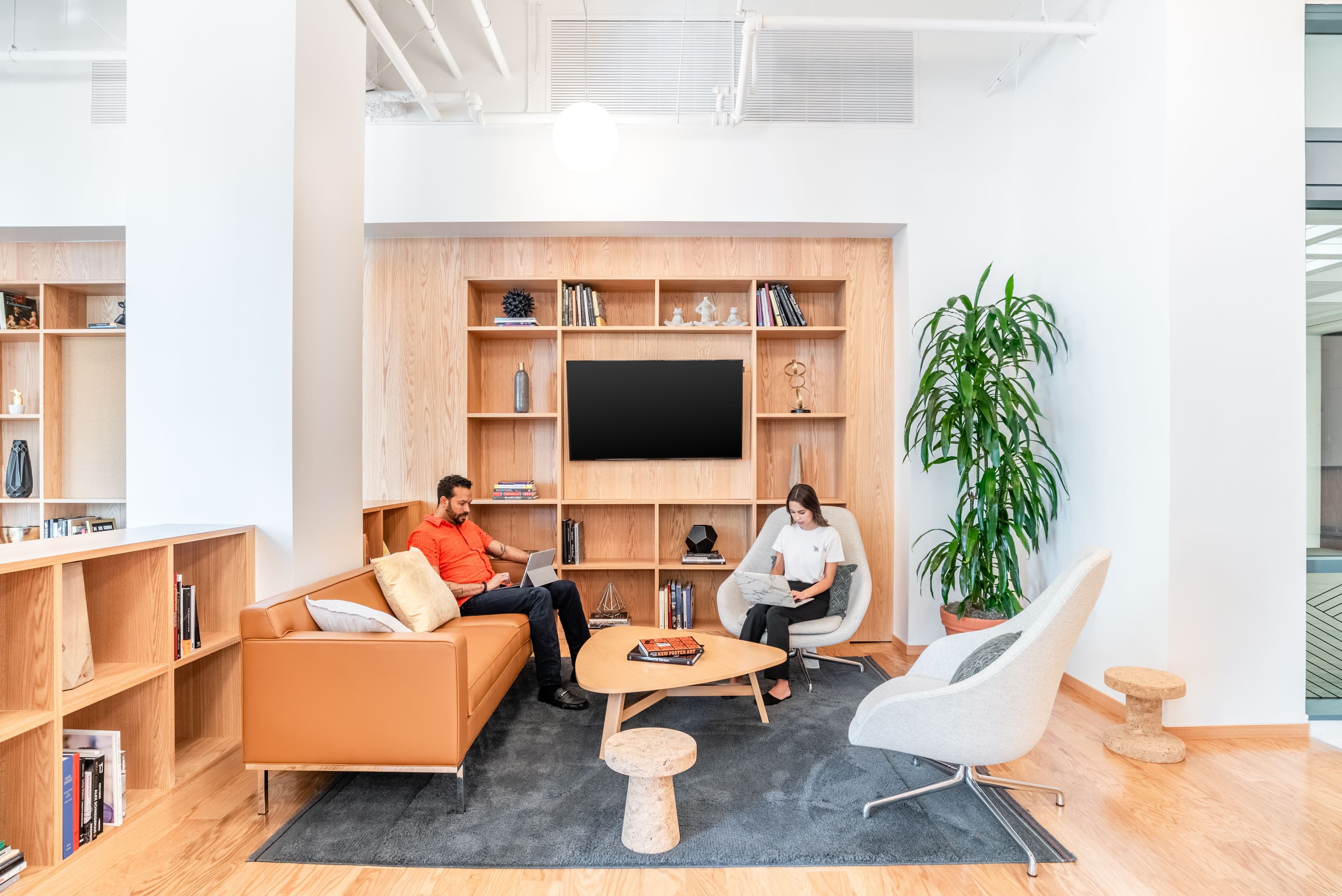 CA, Santa Monica - Spaces Water Garden image 6 CA, Santa Monica - Spaces Water Garden image 6