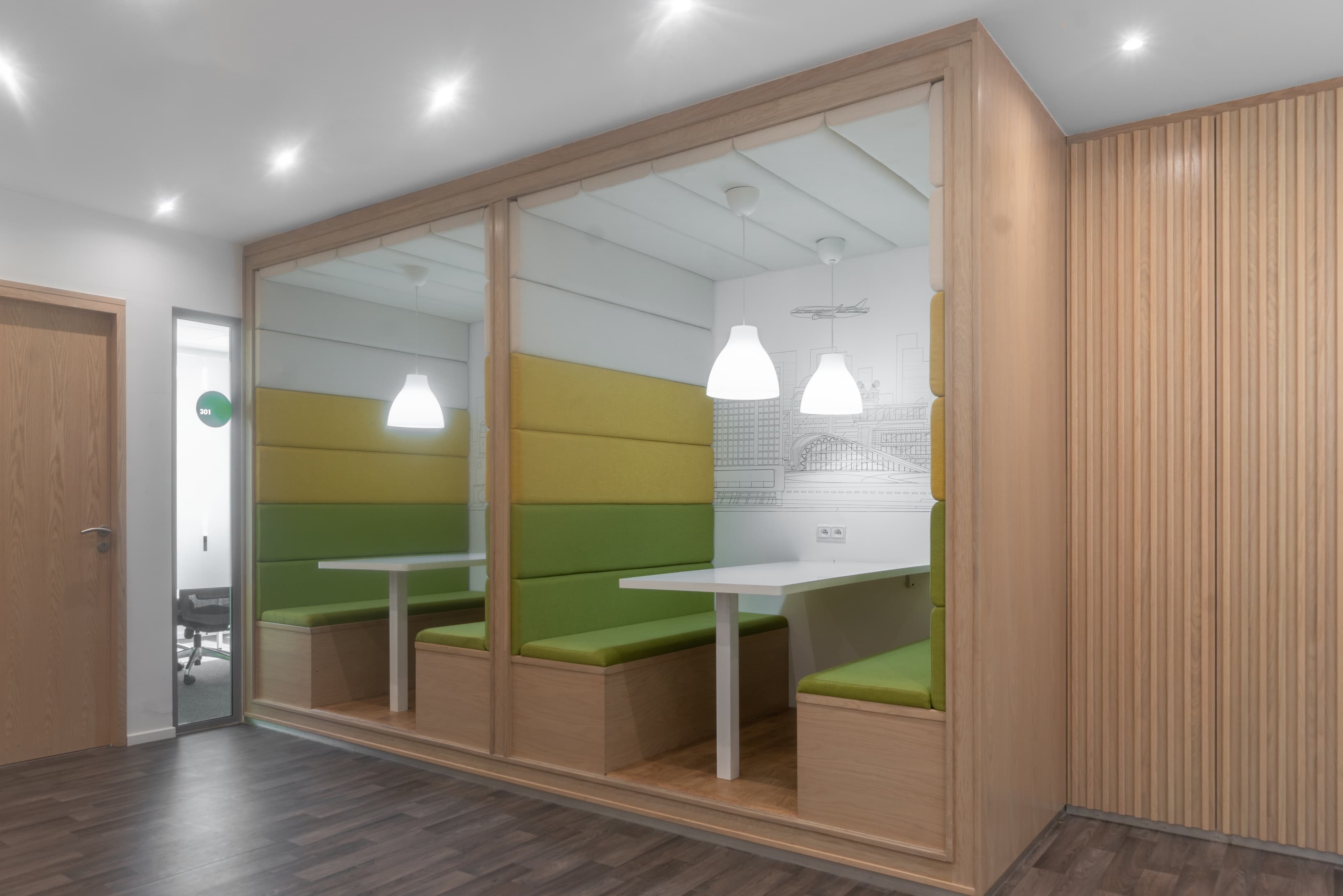 TANGIERS, Ibn Batouta Bureaux image 2