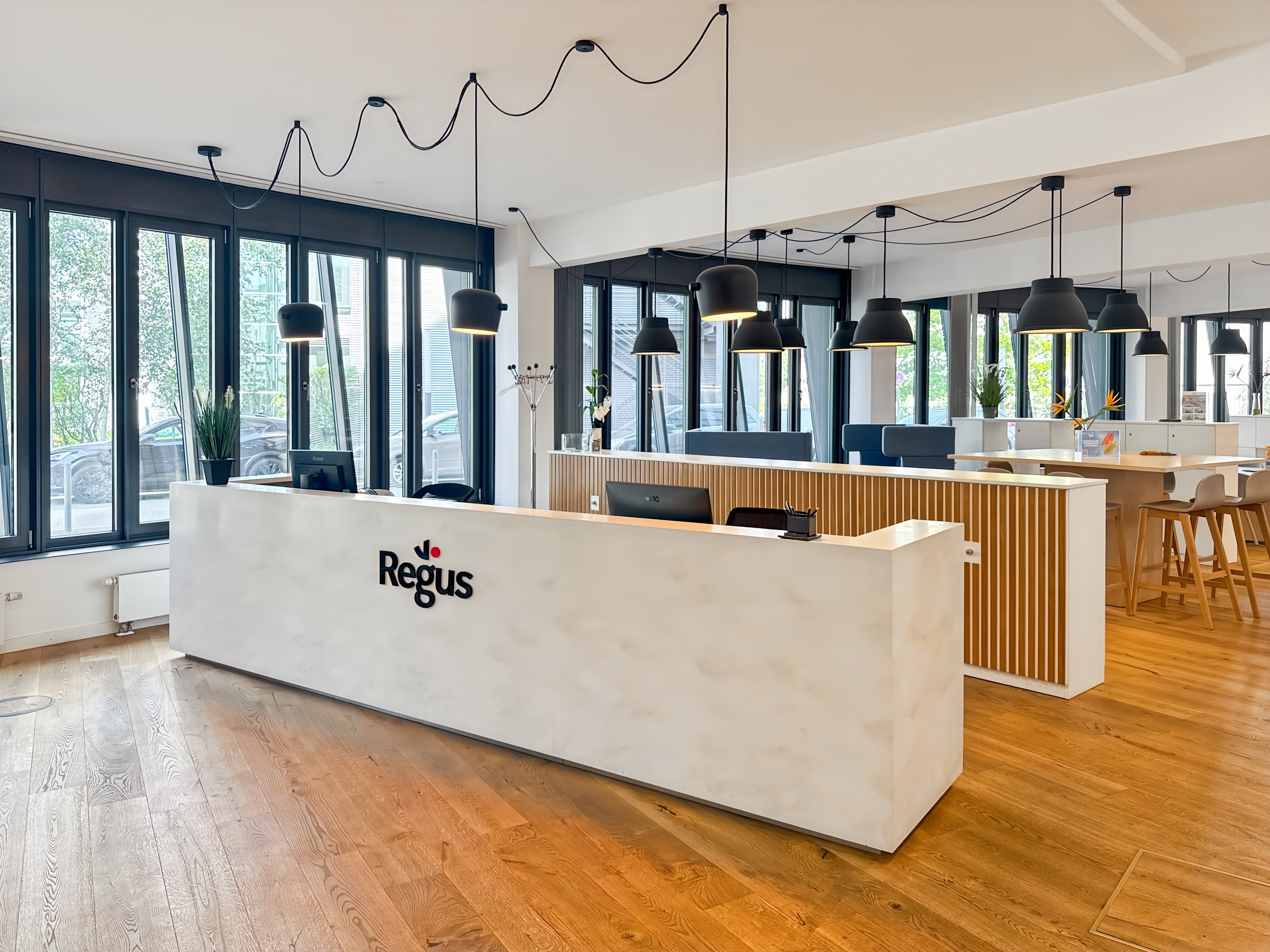 MUNICH, Leuchtenbergring image 3