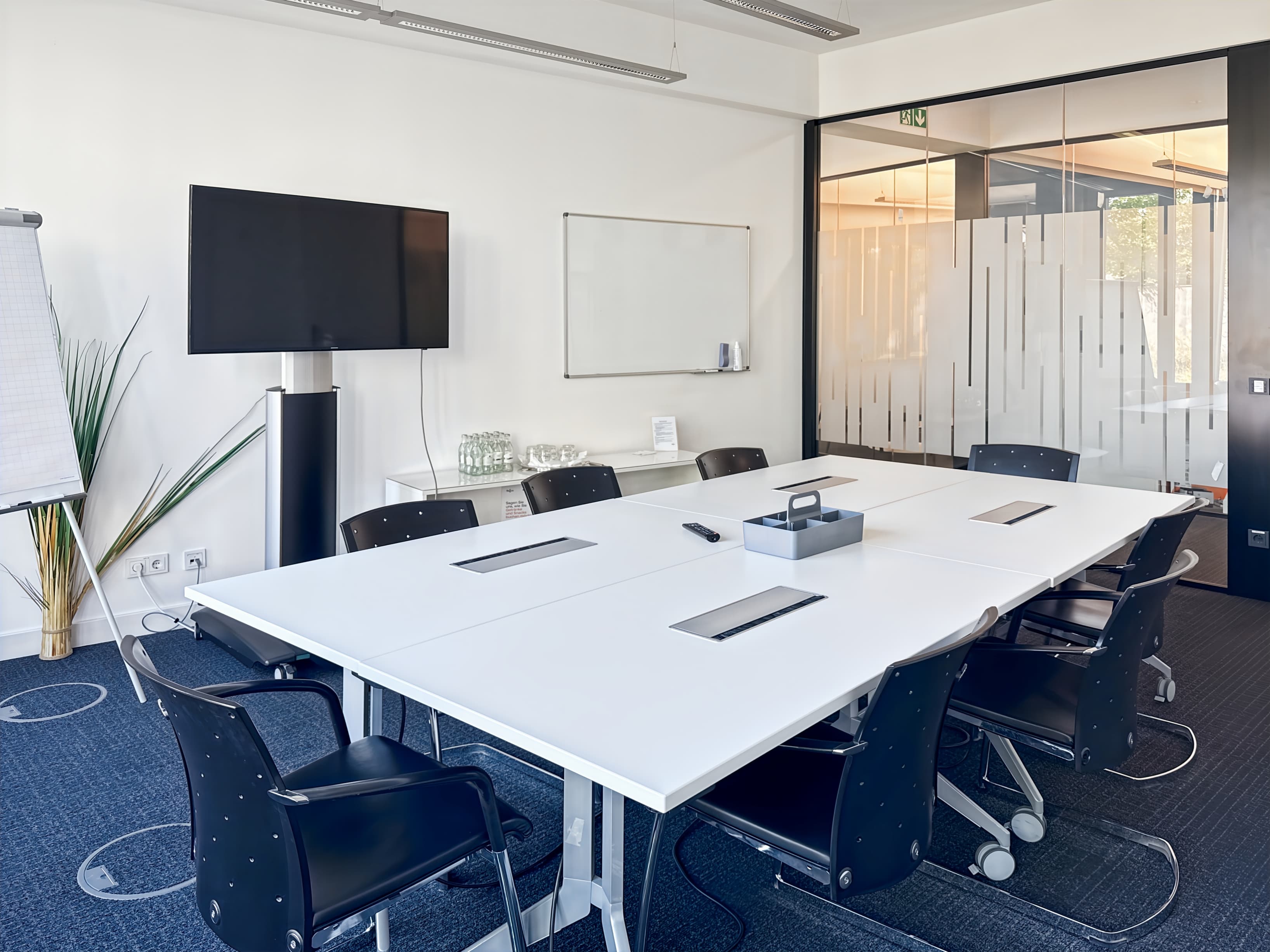 MUNICH, Leuchtenbergring image 6