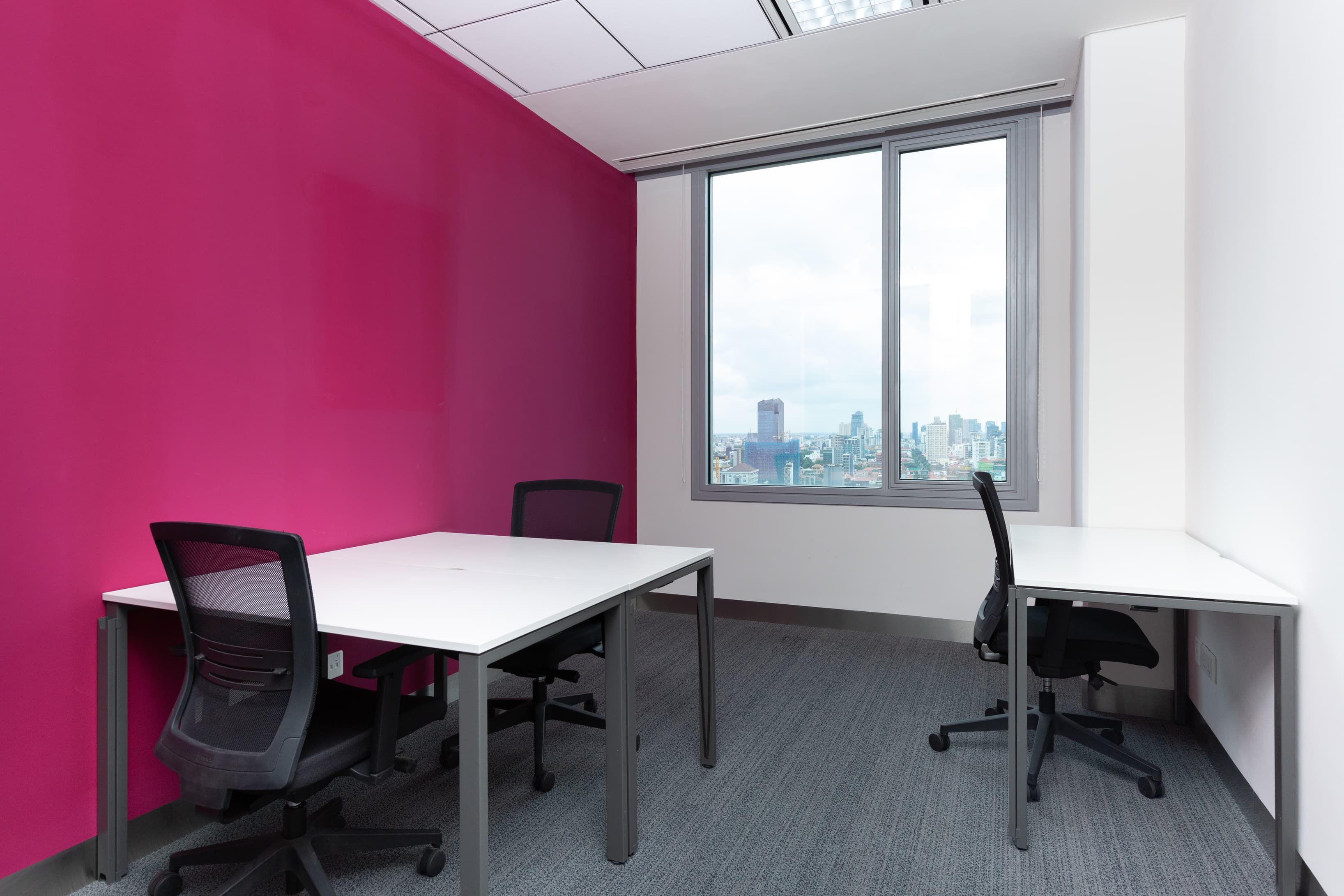 PHNOM PENH, Exchange Square image 9