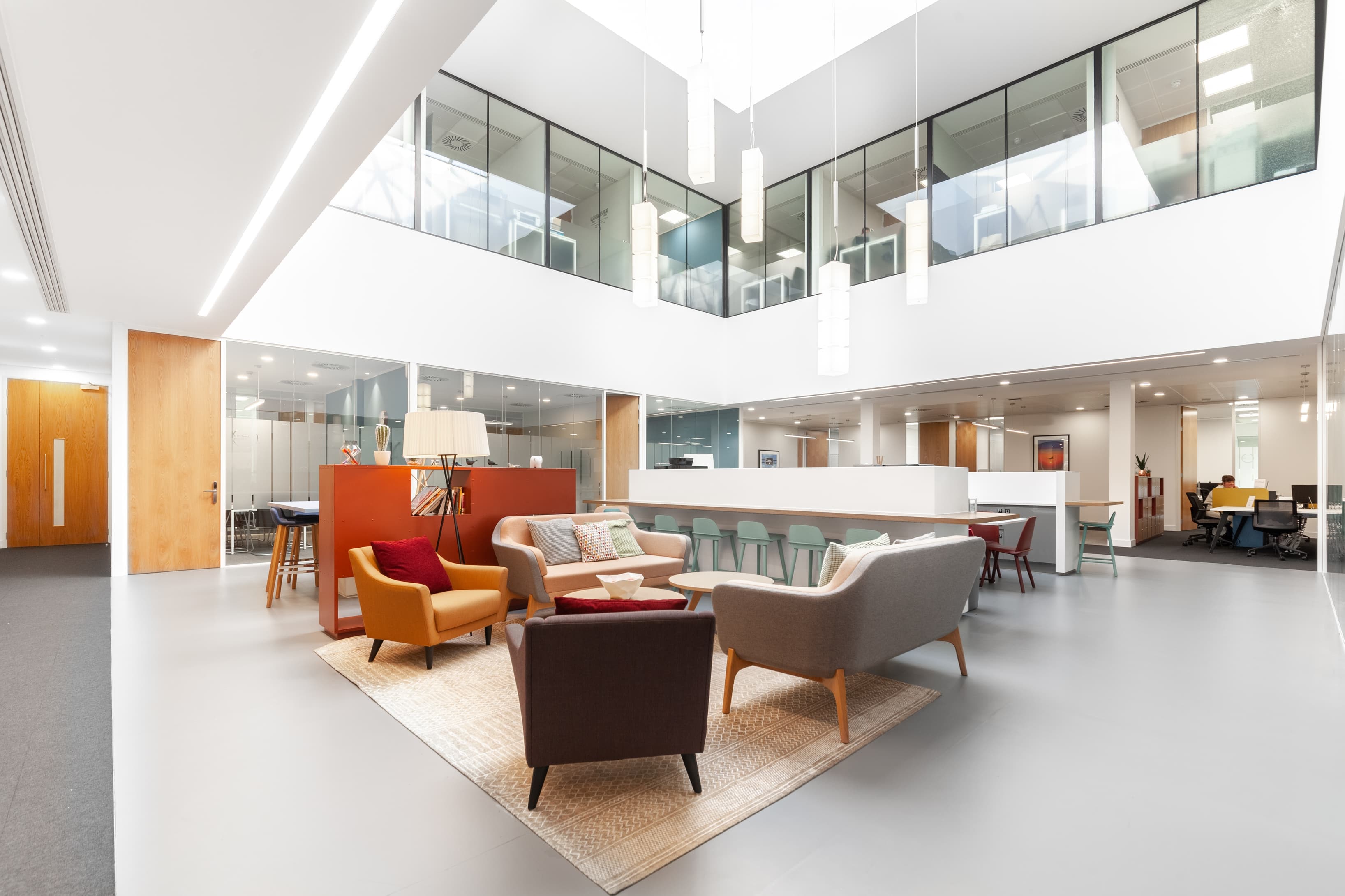 CRAWLEY, Gatwick Airport Manor Royal image 1 CRAWLEY, Gatwick Airport Manor Royal image 1