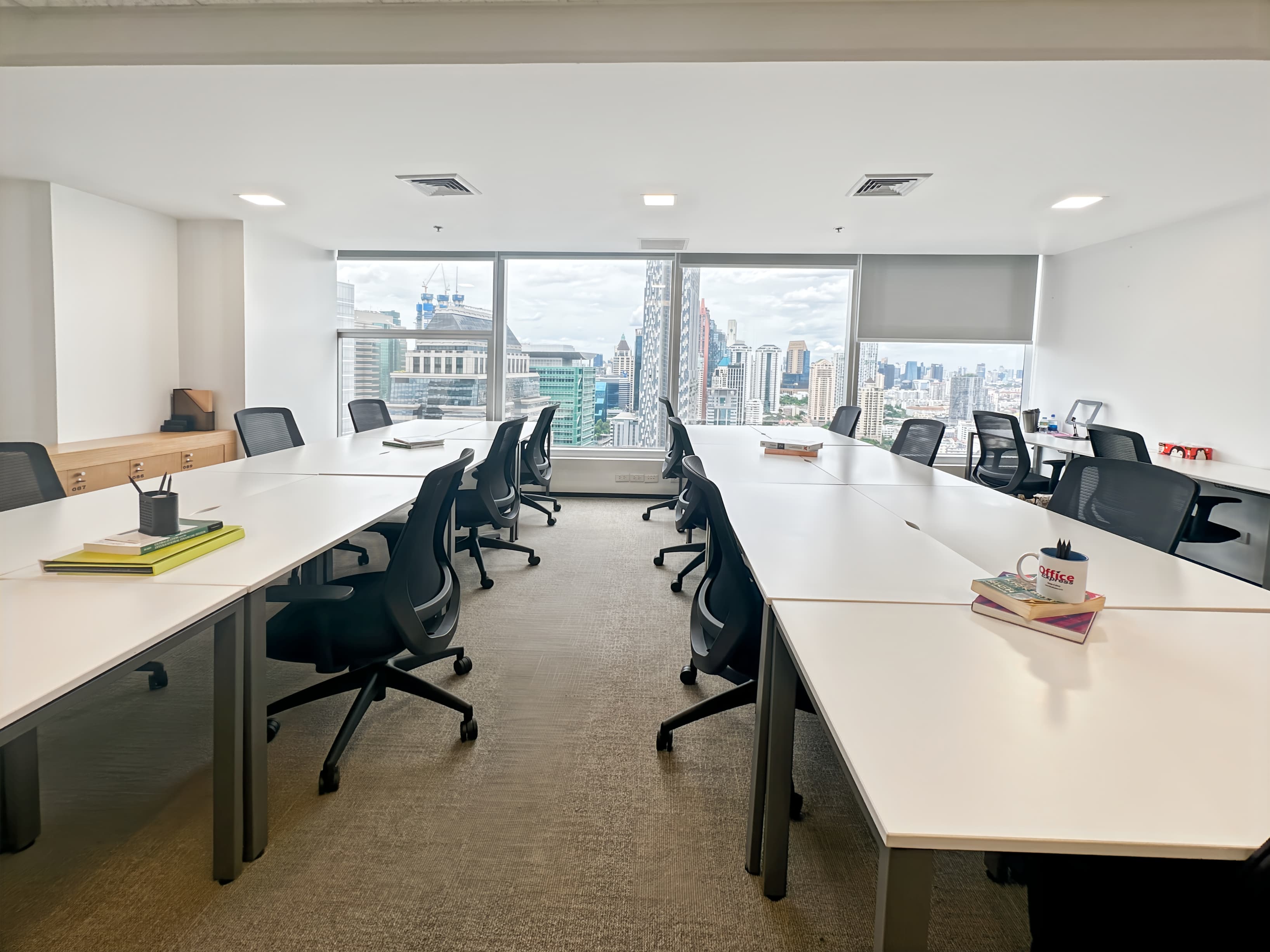 BANGKOK, Spaces Empire Tower image 1