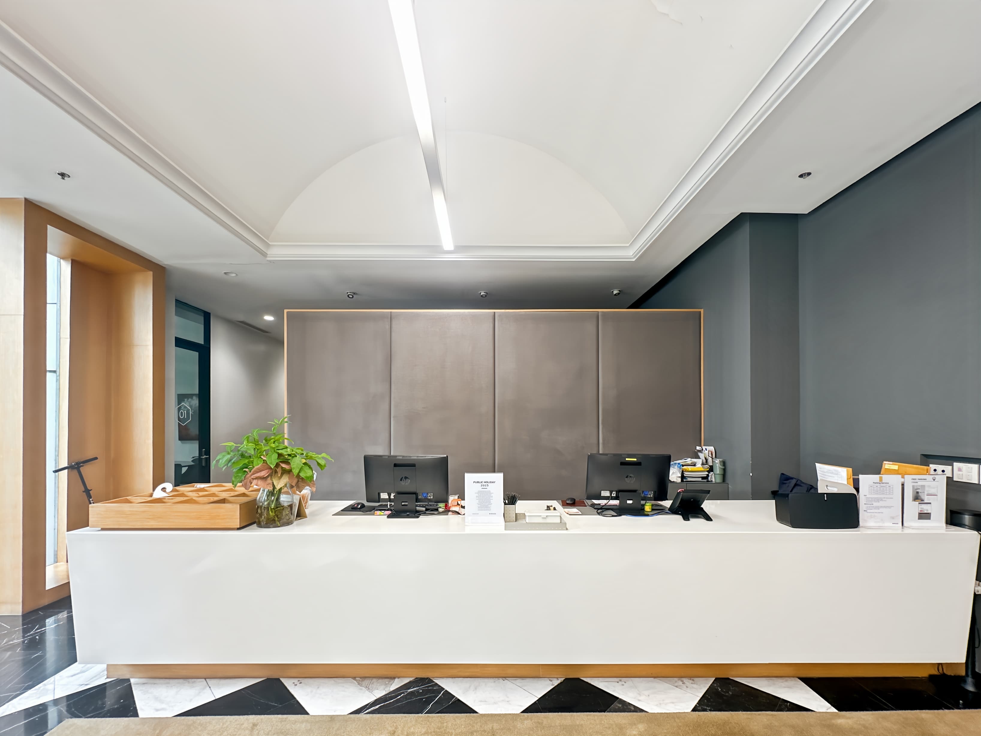 BANGKOK, Spaces Empire Tower image 4