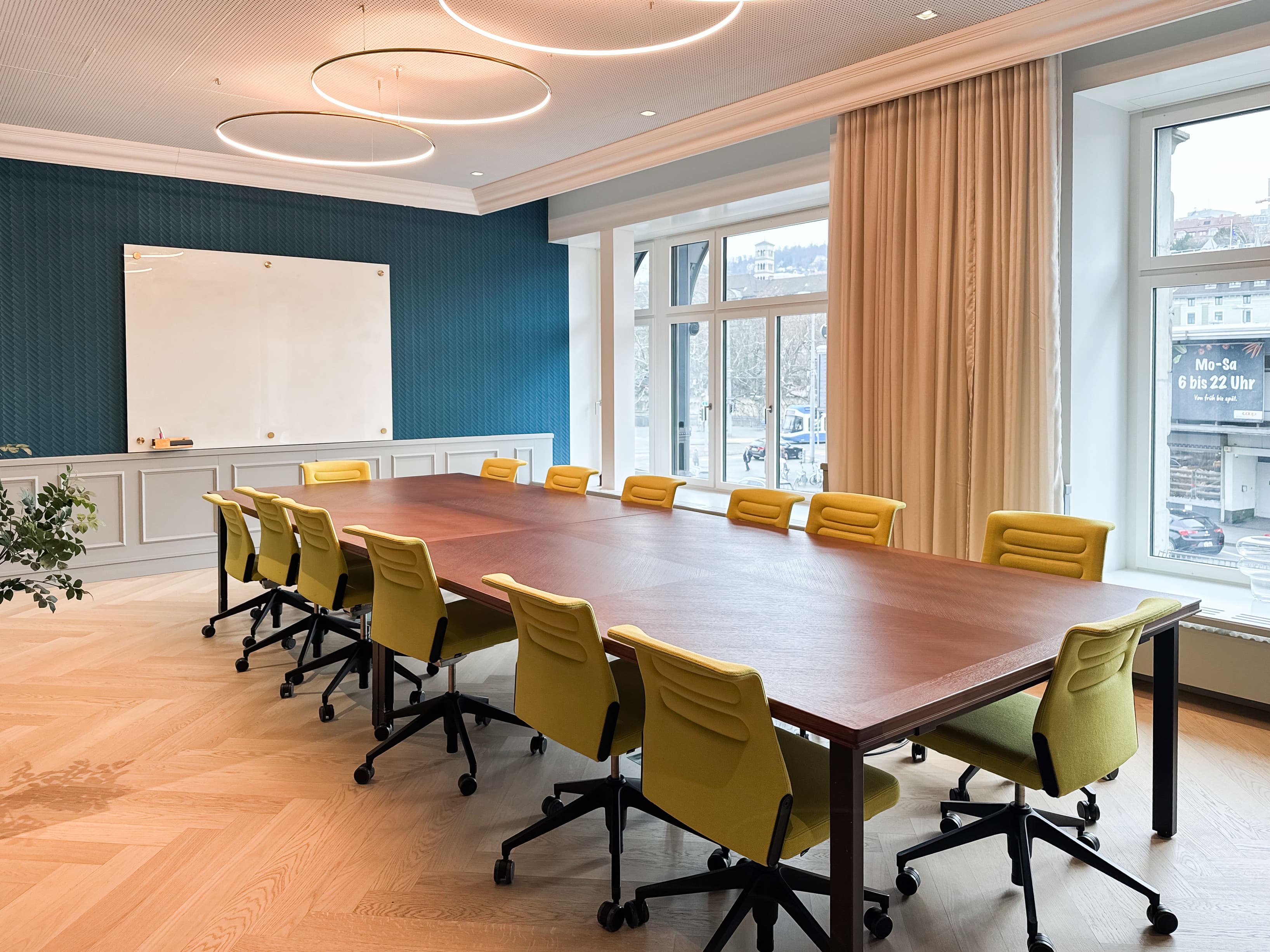 ZURICH, Signature Bahnhofplatz image 21 ZURICH, Signature Bahnhofplatz image 21