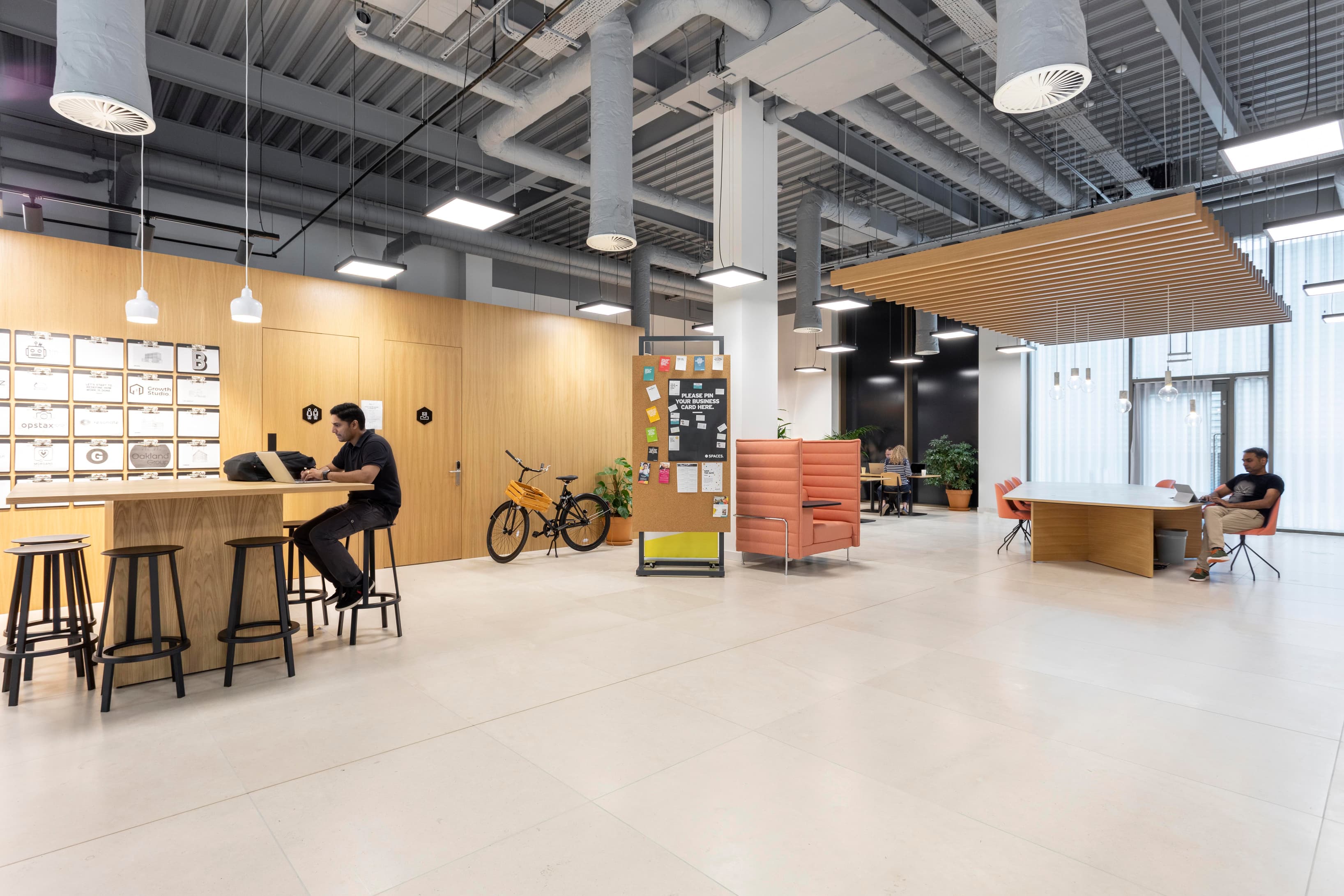 MILTON KEYNES, Spaces, Avebury Boulevard image 12 MILTON KEYNES, Spaces, Avebury Boulevard image 12