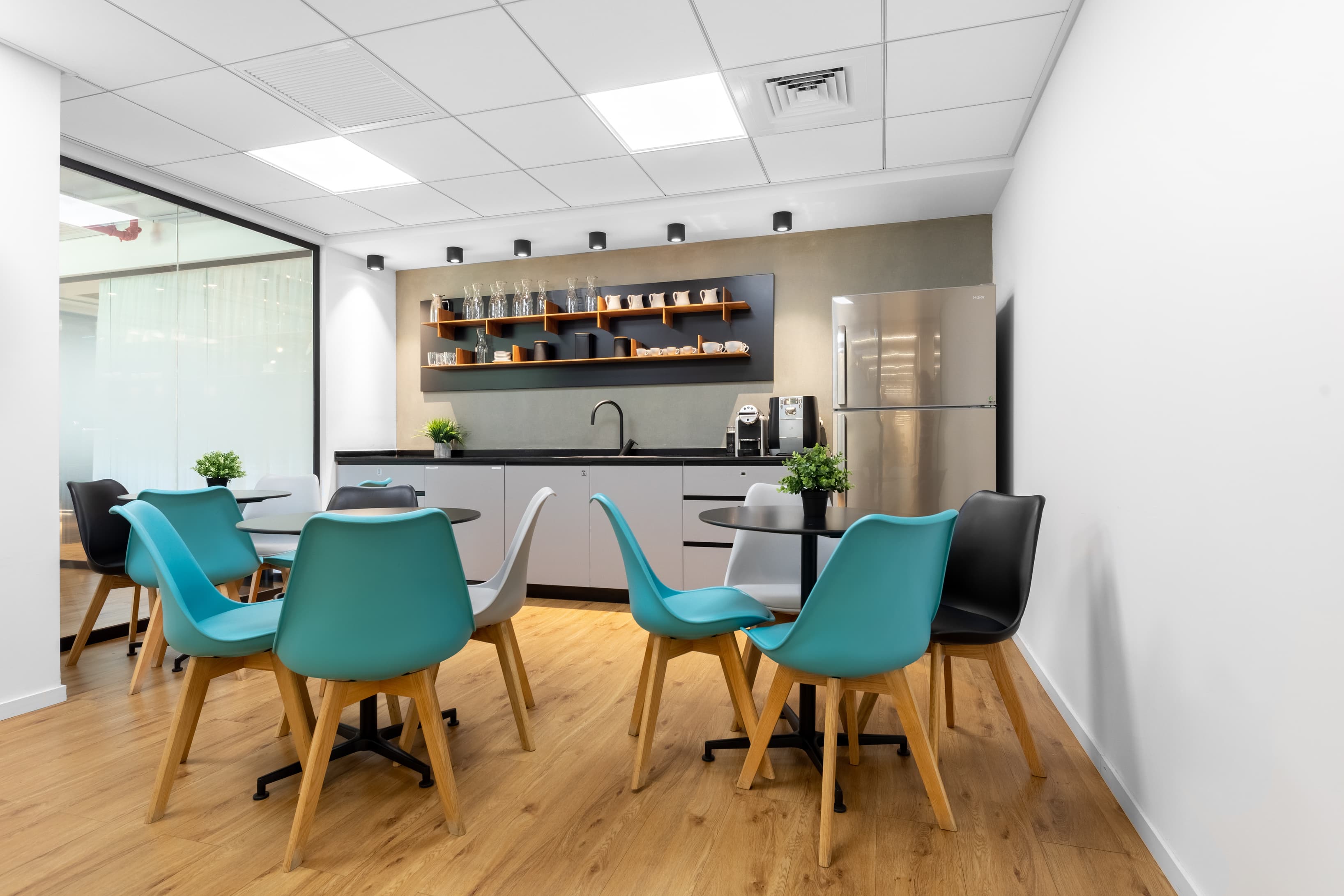 NAZARETH, Business Centre image 3