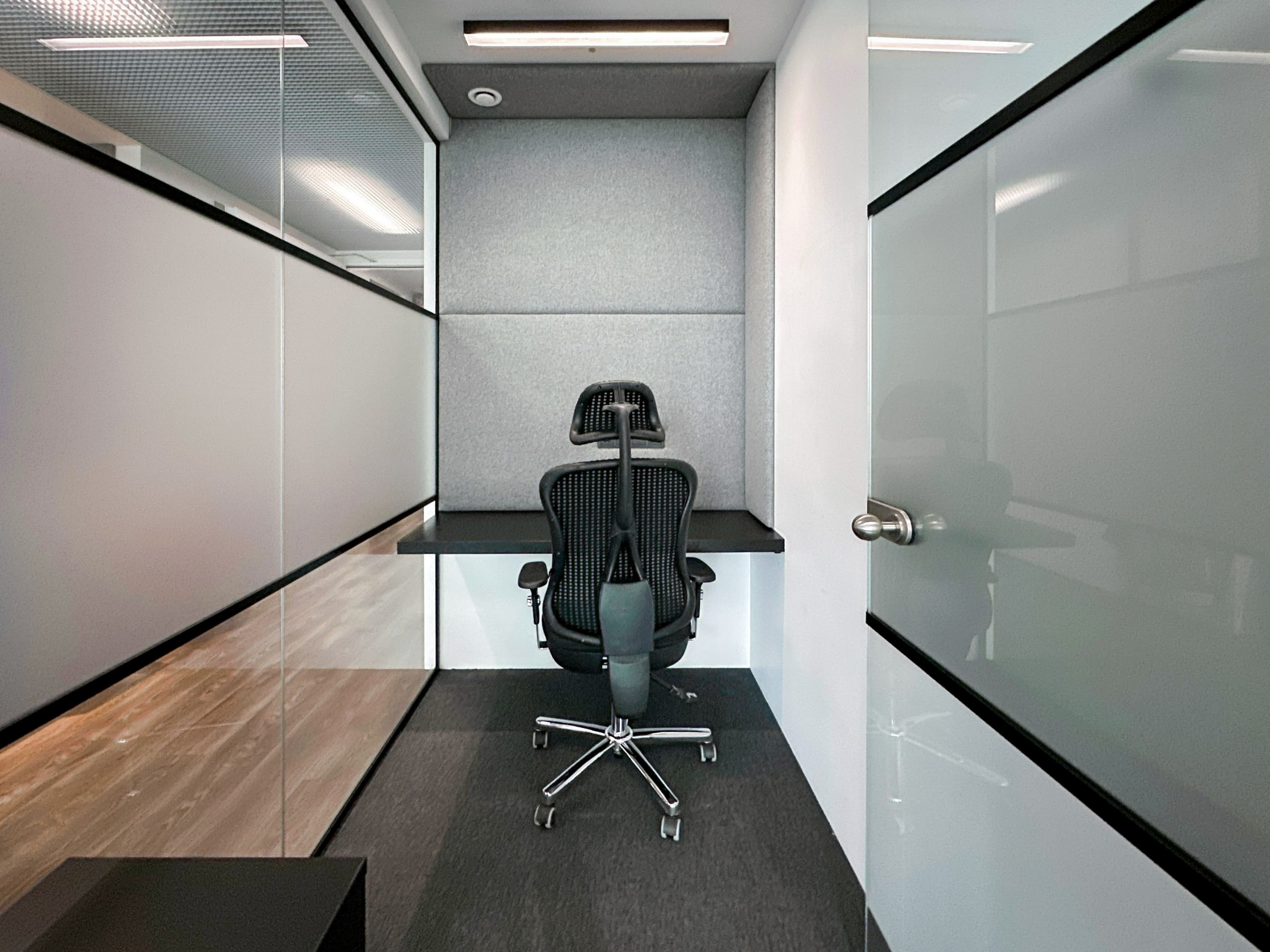 Laugavegur 13, 101 Reykjavik image 4 Laugavegur 13, 101 Reykjavik image 4