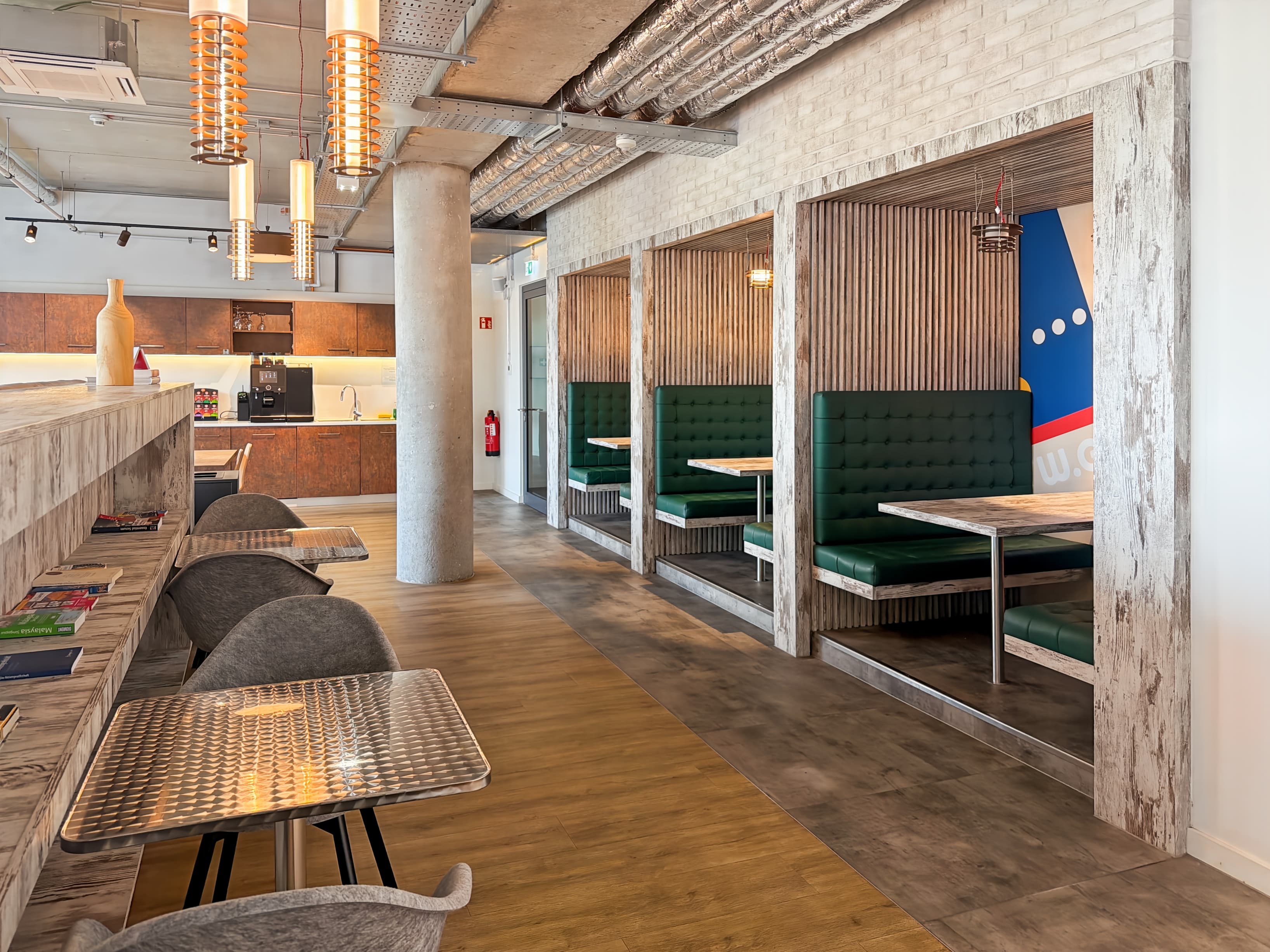 DUSSELDORF, Prinzenpark image 3