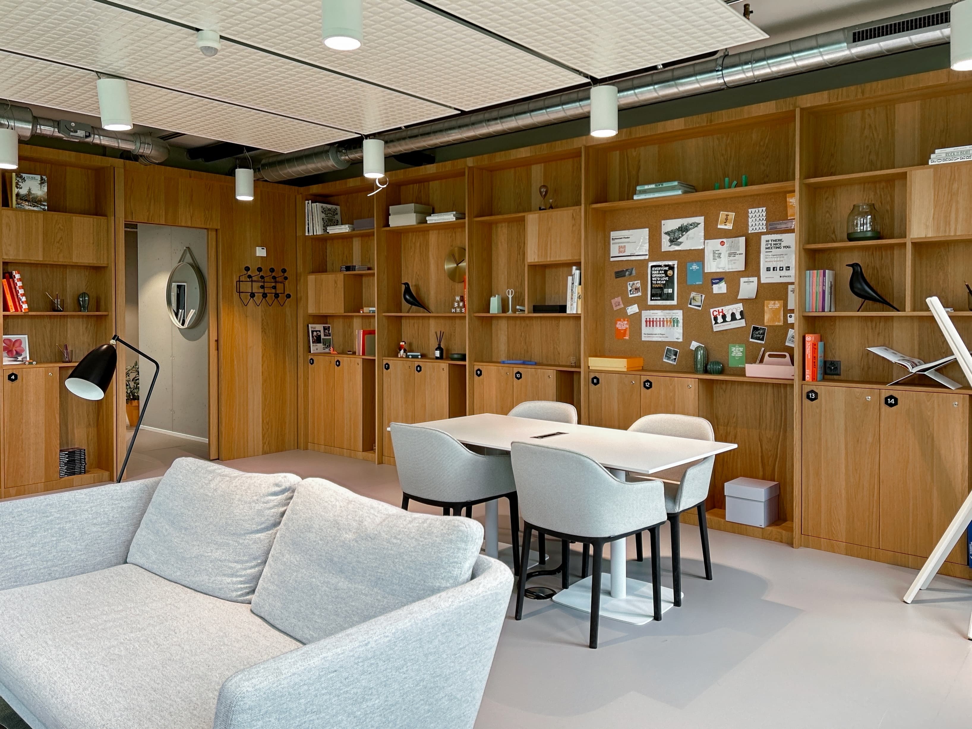 ROTKREUZ, Spaces Suurstoffi image 12