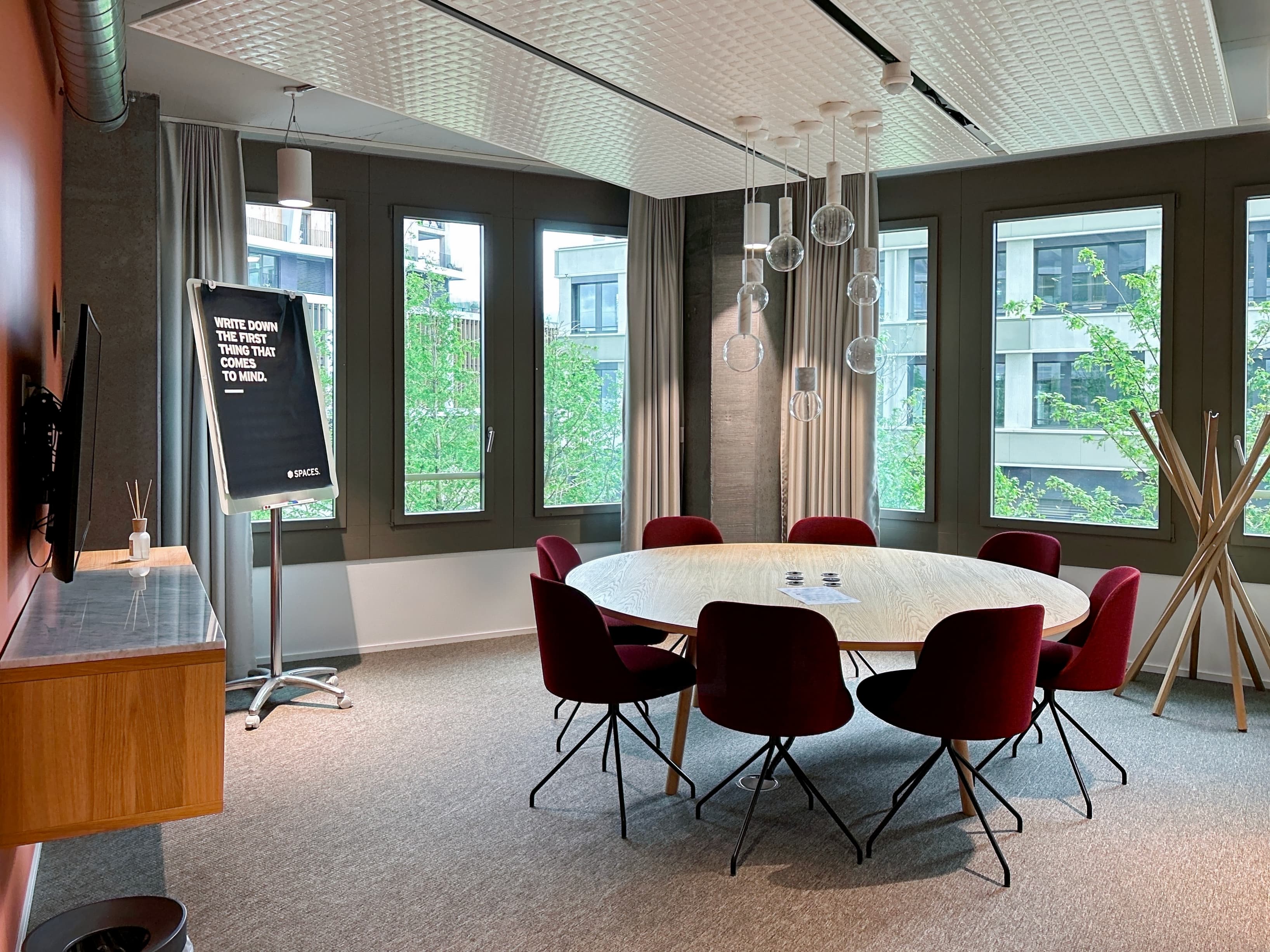 ROTKREUZ, Spaces Suurstoffi image 9