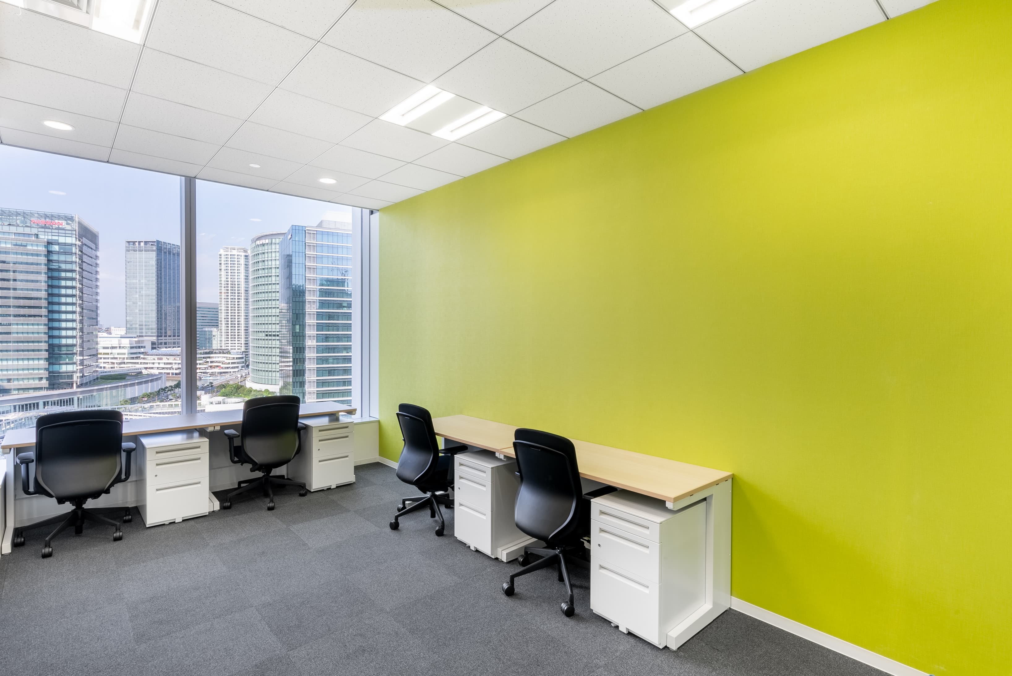 YOKOHAMA, Blue Avenue image 5