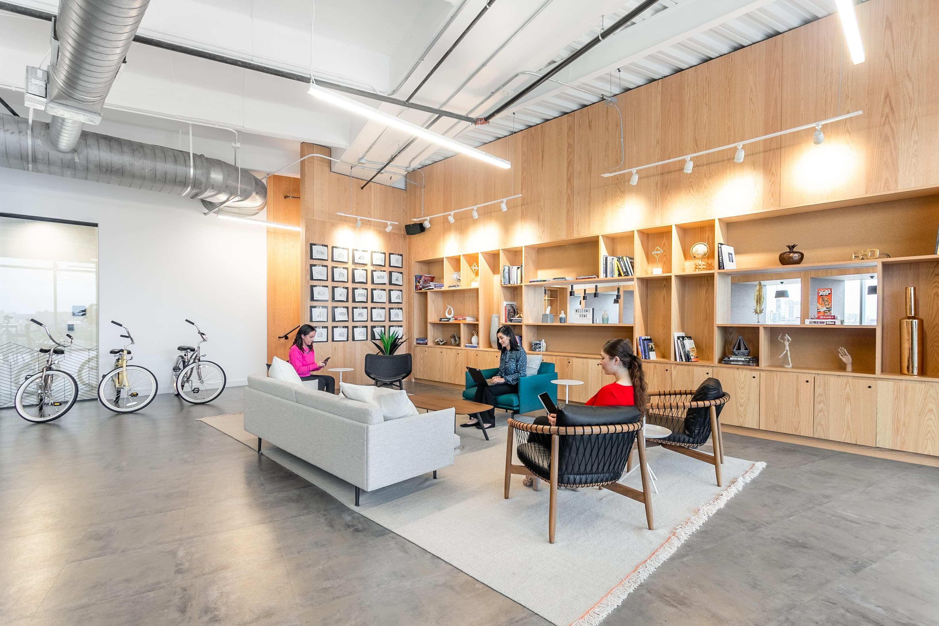 TX, Dallas - Spaces Deep Ellum image 4