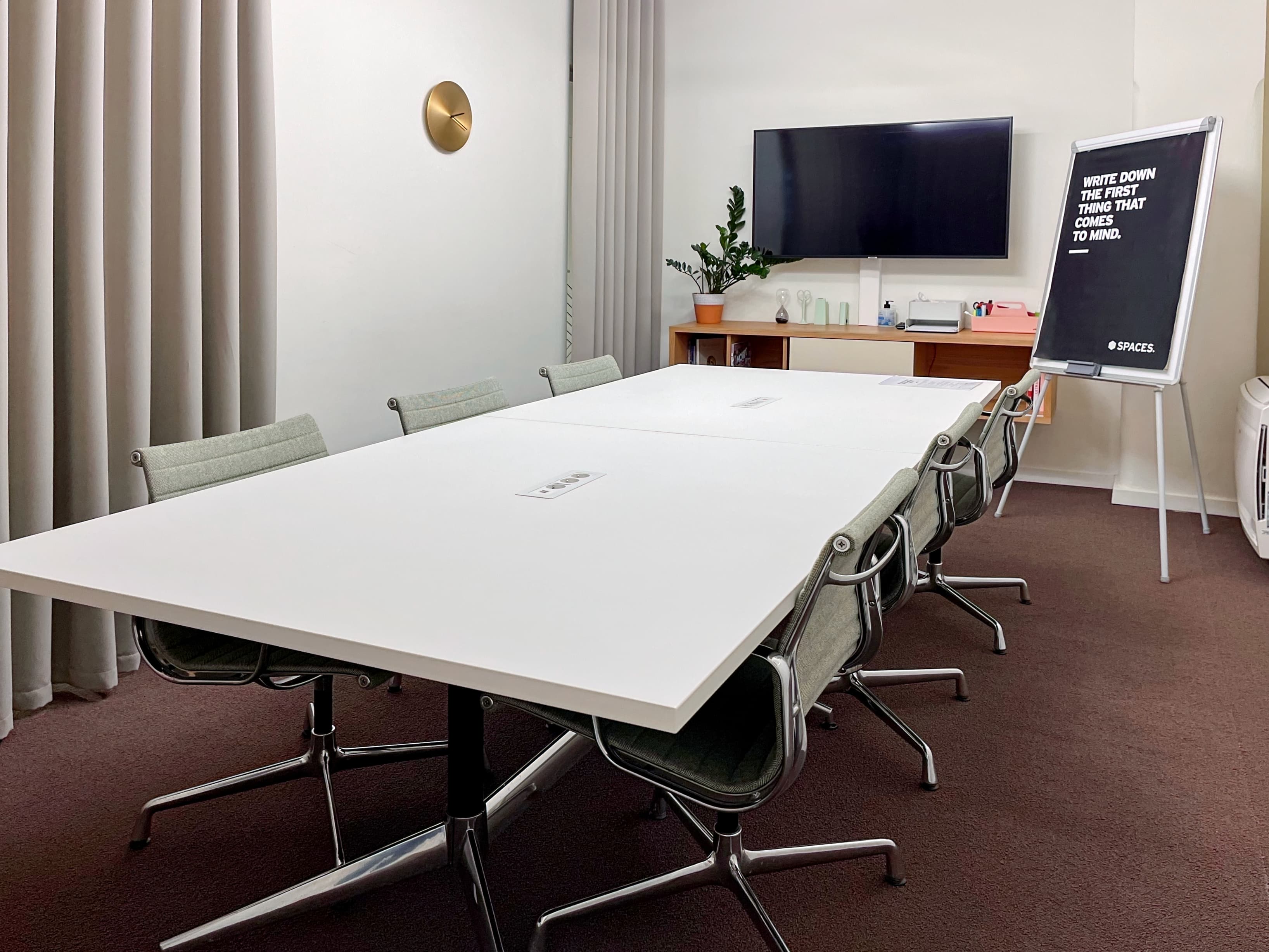 ATHENS, Spaces Theanous image 10 ATHENS, Spaces Theanous image 10