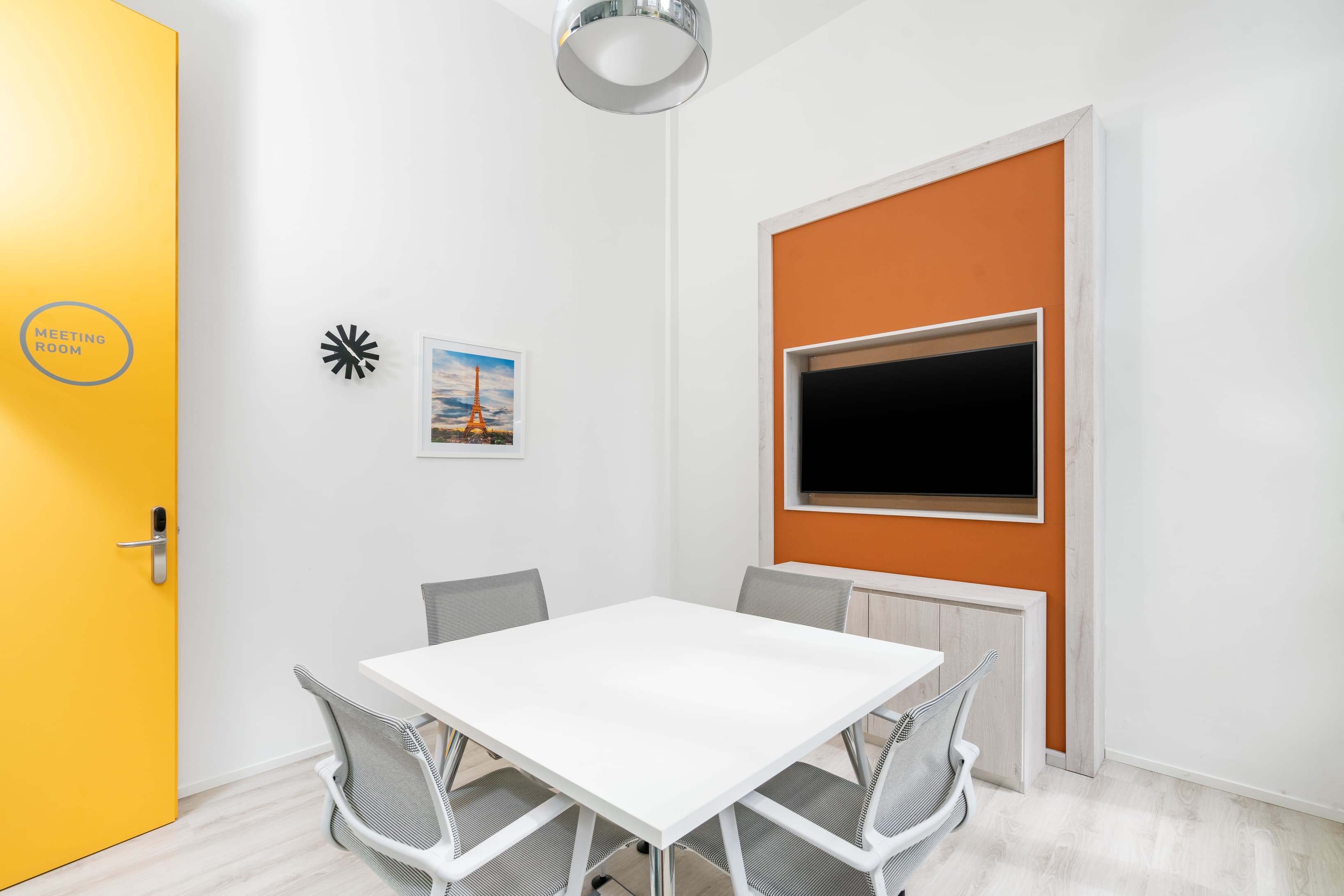 THESSALONIKI, Karolou Ntel image 7