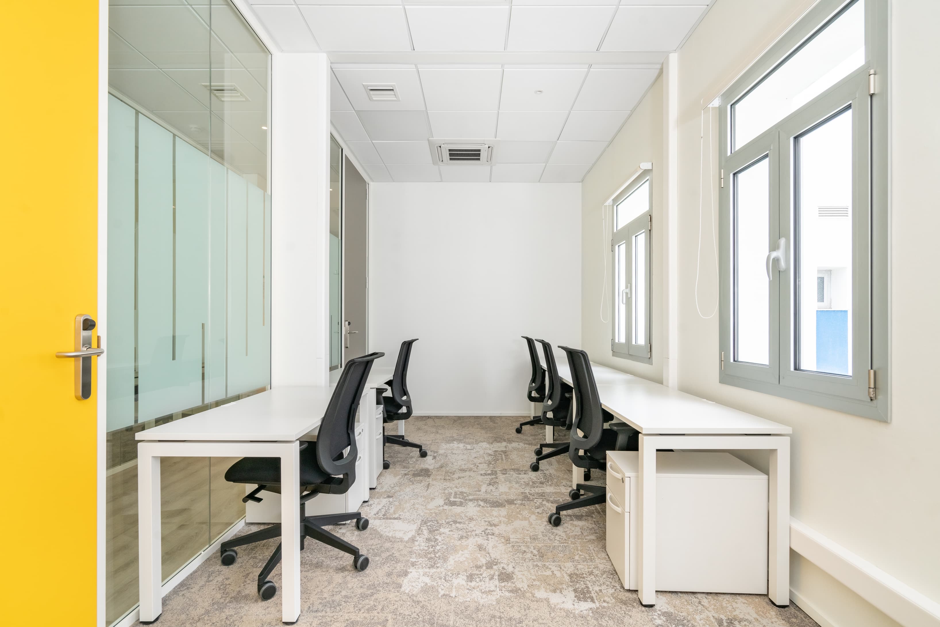 THESSALONIKI, Karolou Ntel image 6