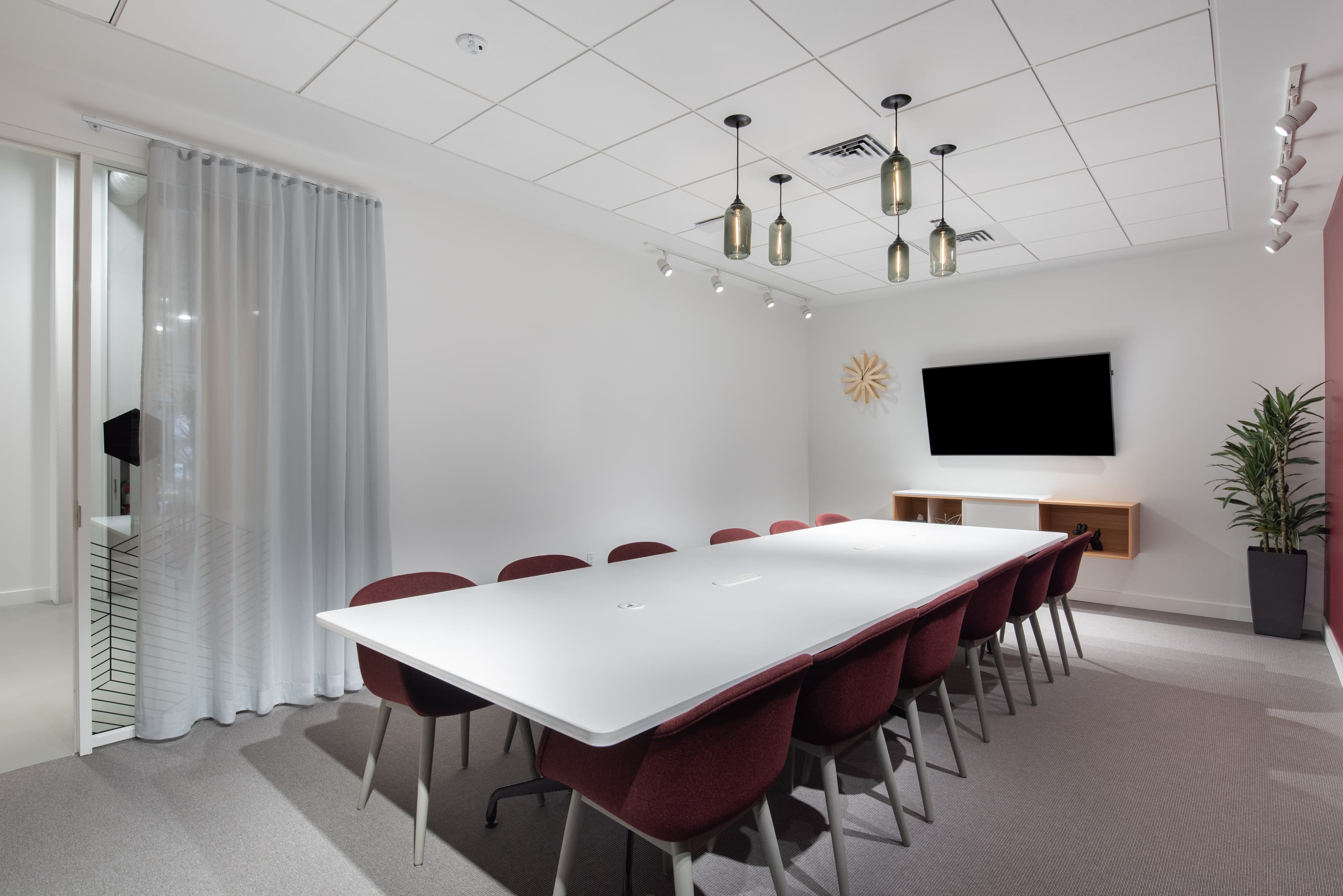 OR, Portland - Spaces Slabtown image 3